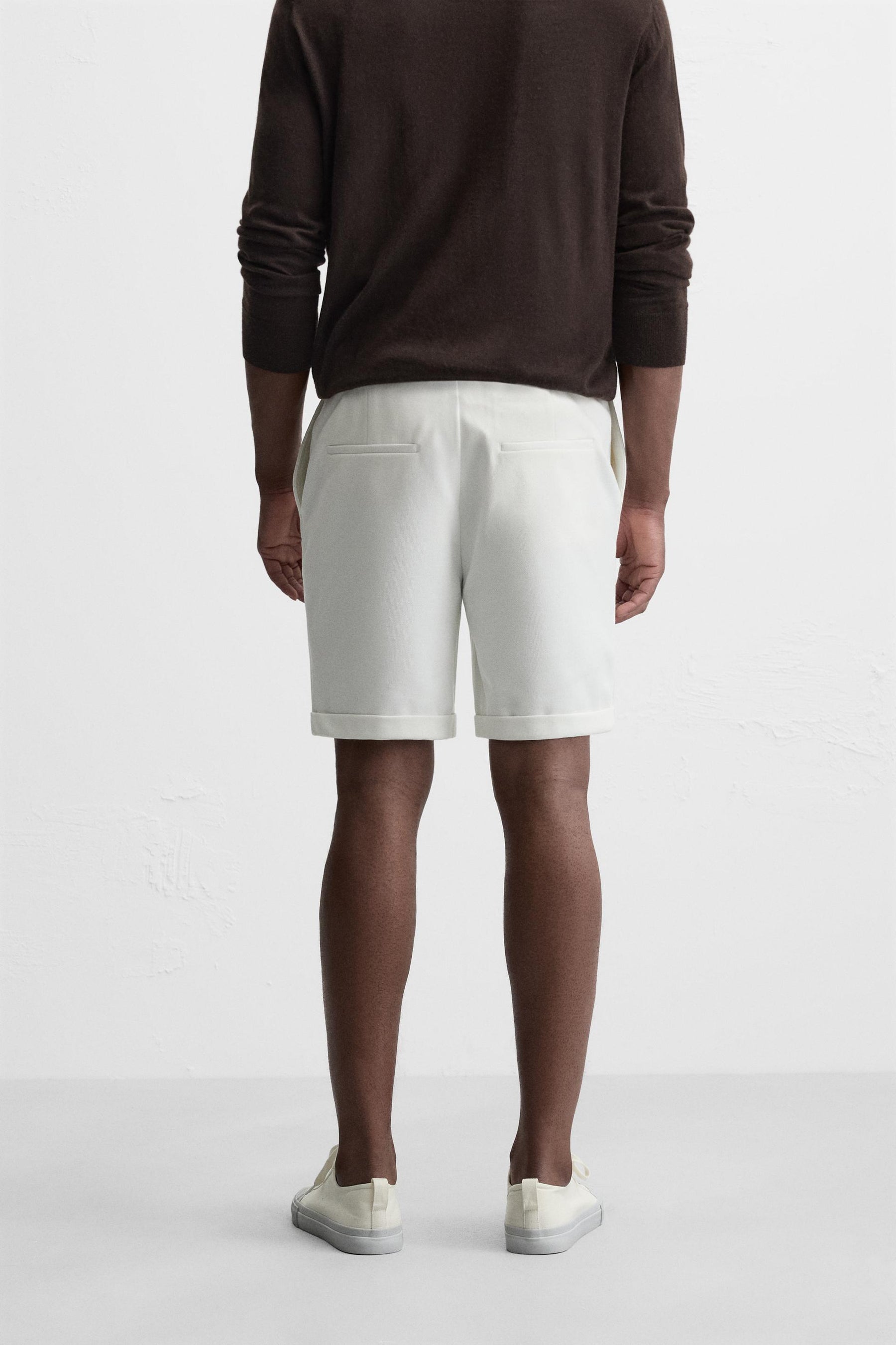 COMFORT BERMUDA SHORTS - Image 3