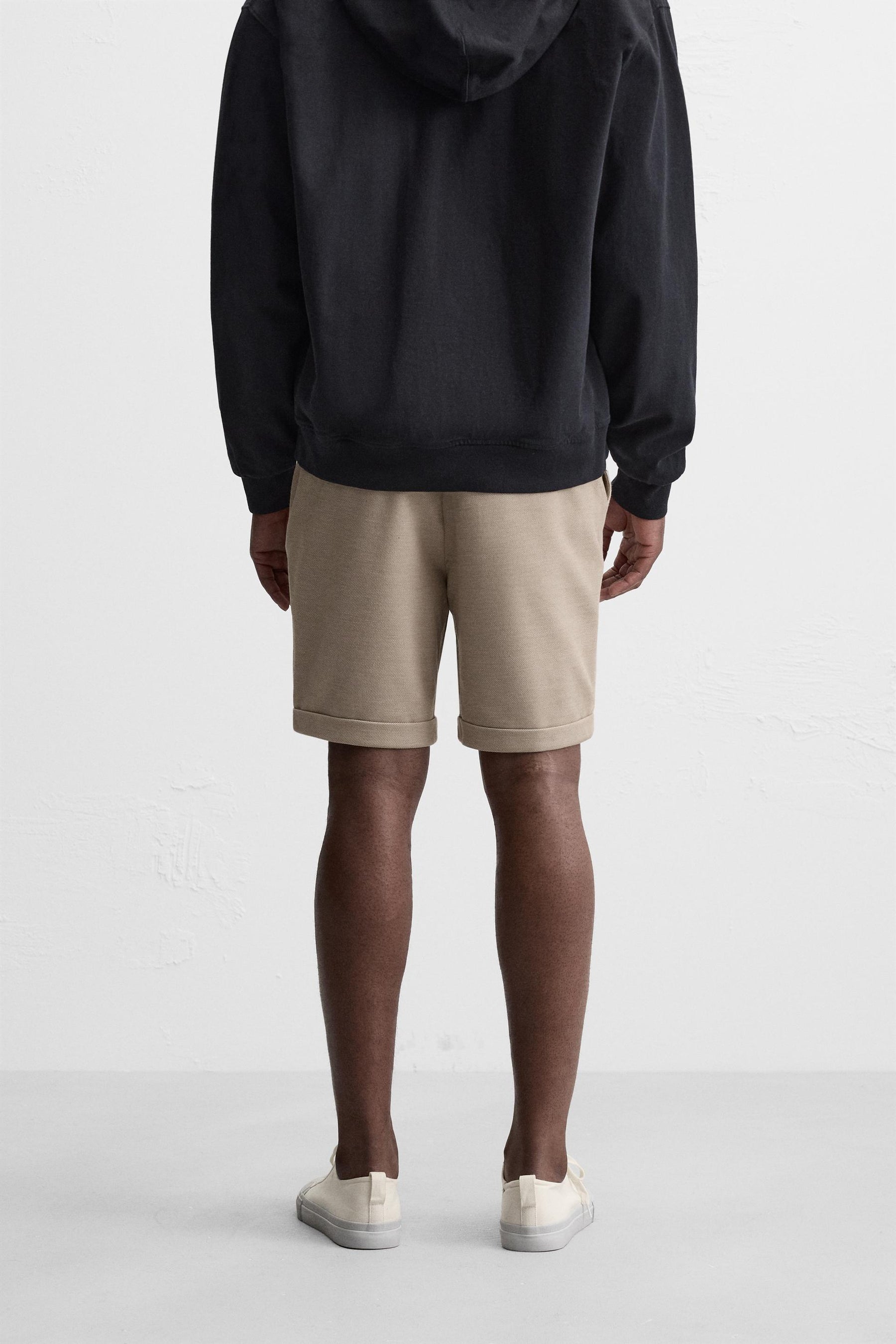 COMFORT BERMUDA SHORTS - Image 3