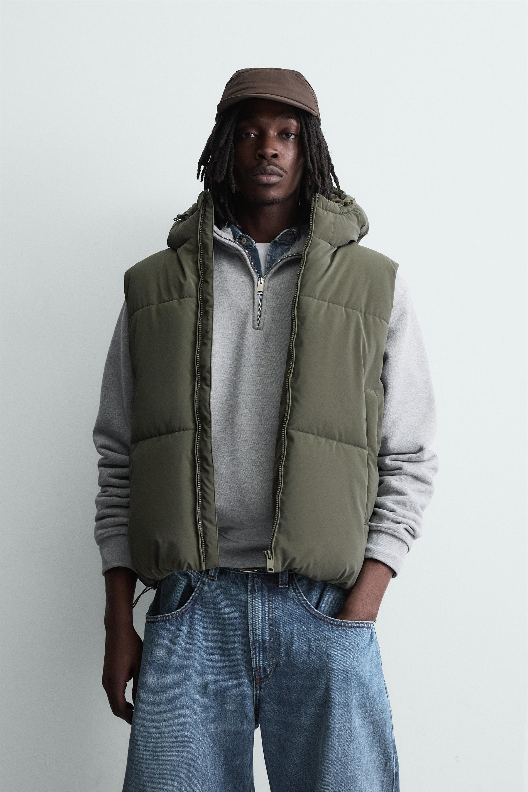 RUBBERISED PUFFER GILET - Image 2