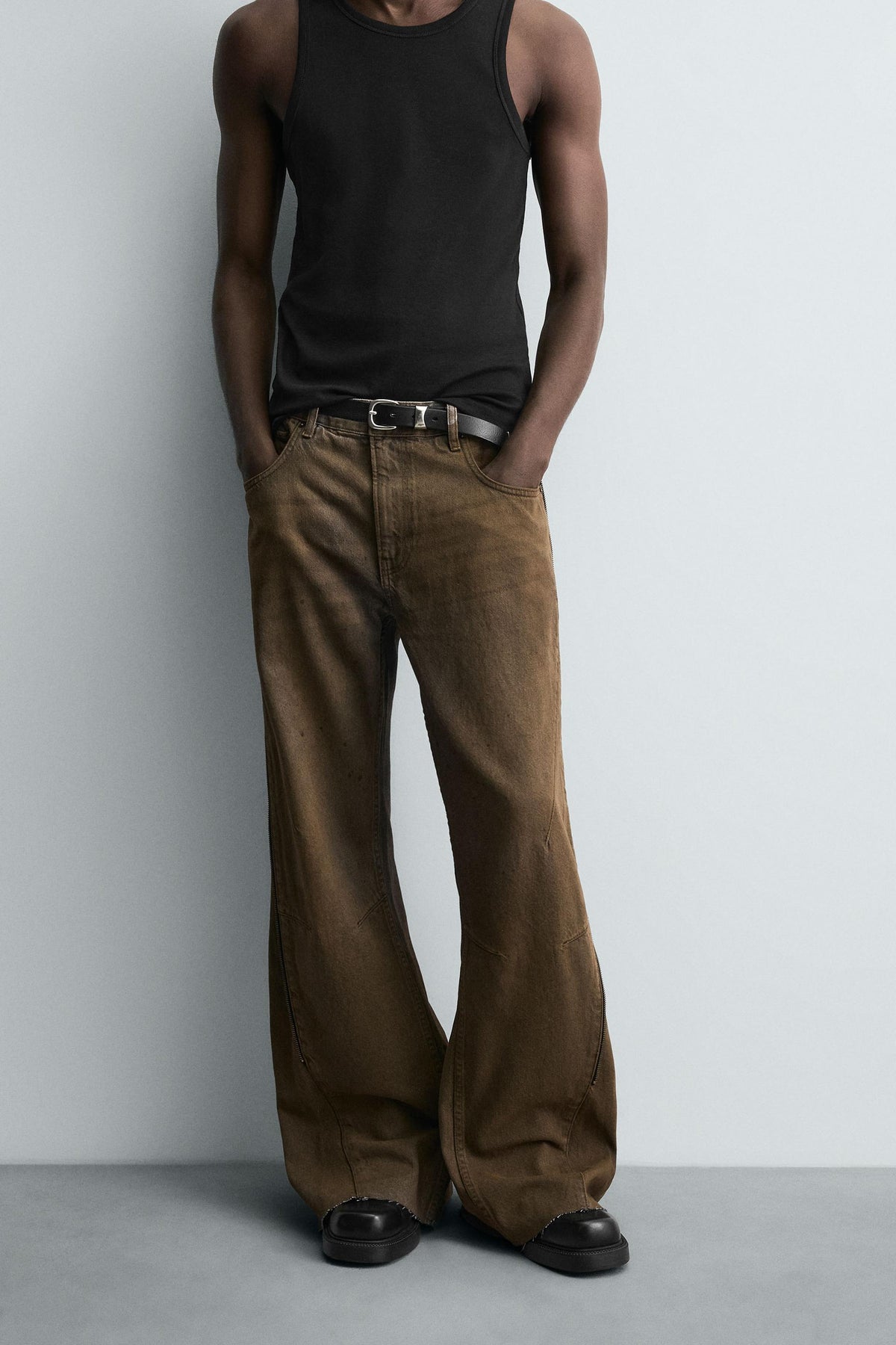 FLARE FIT JEANS WITH ZIPS - Image 2