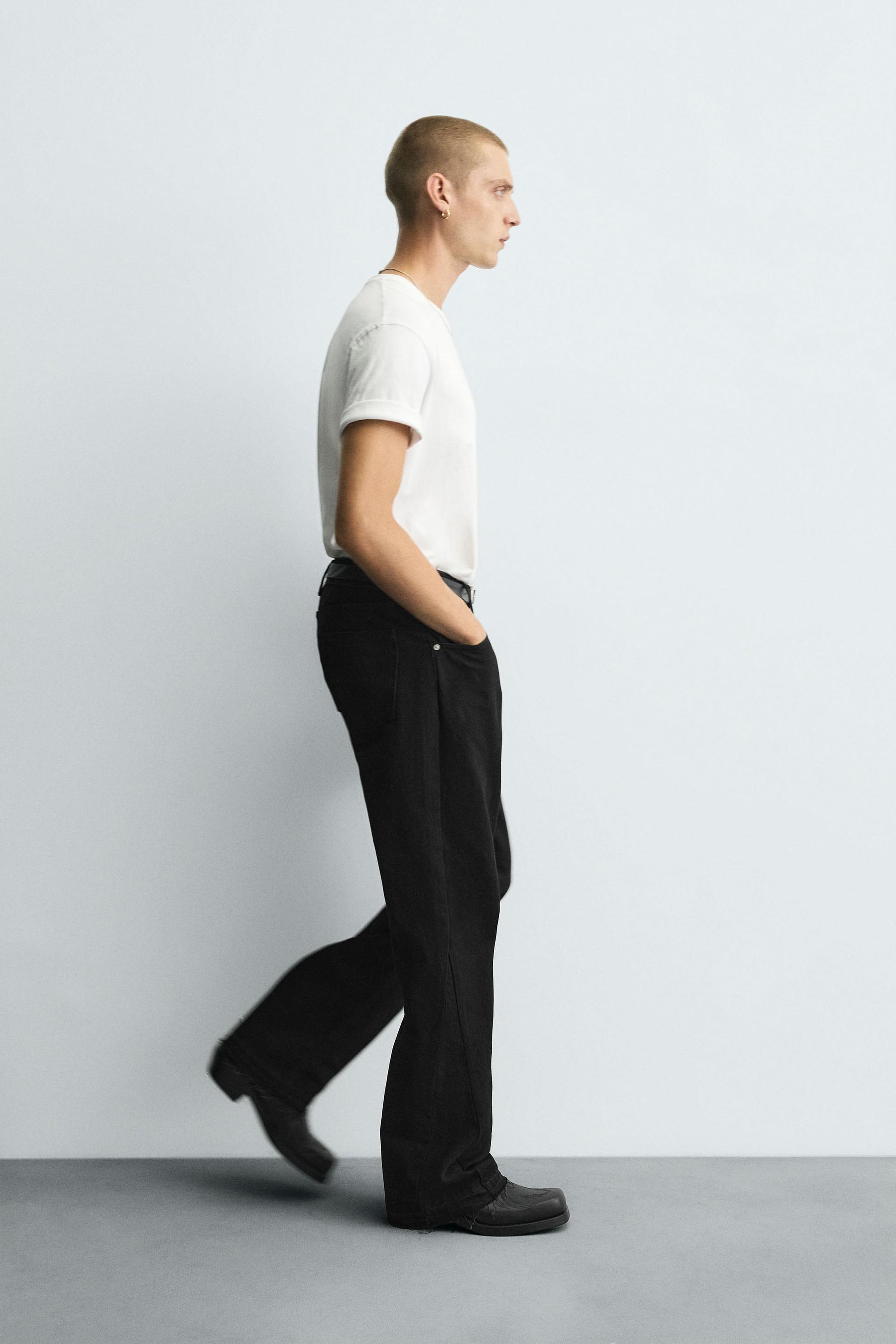 FLARE FIT JEANS - Image 6