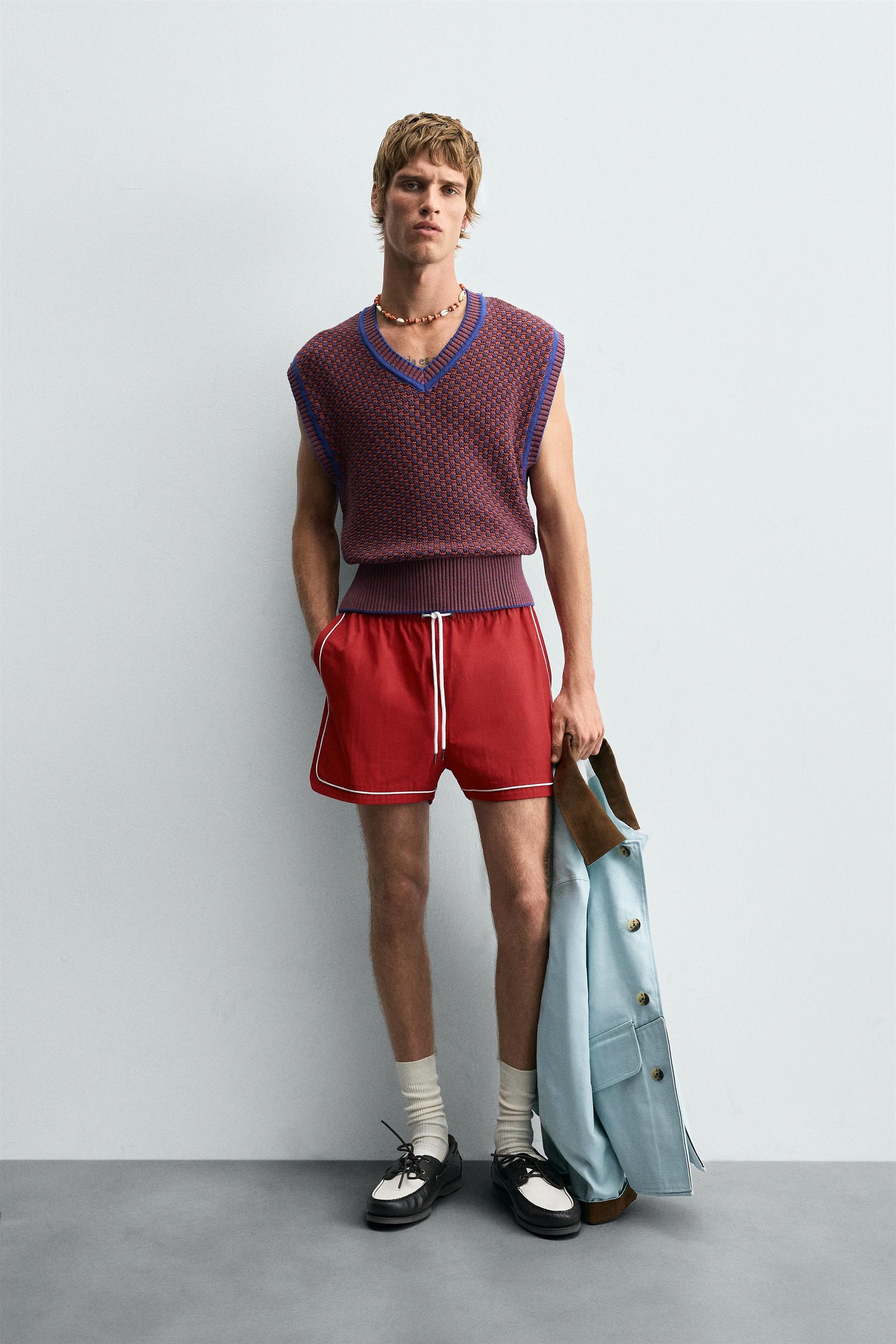 CONTRAST TRIM SHORTS - Image 1