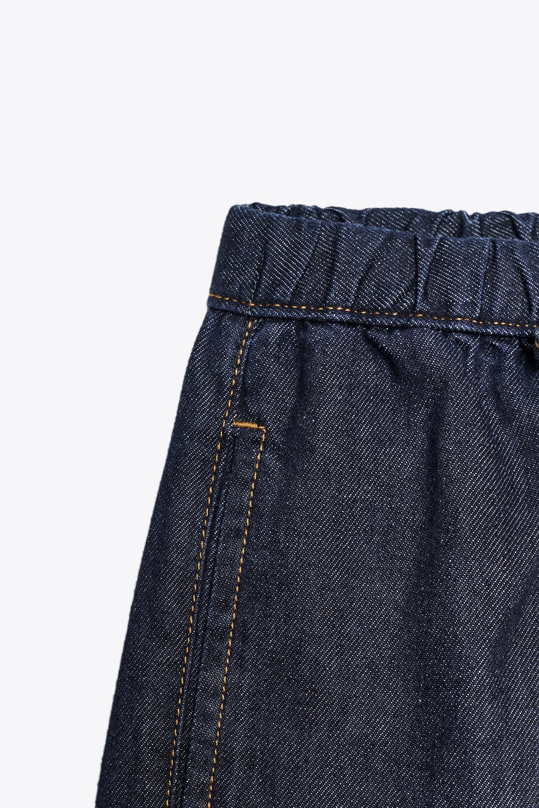 Wide-leg Jogger Jeans