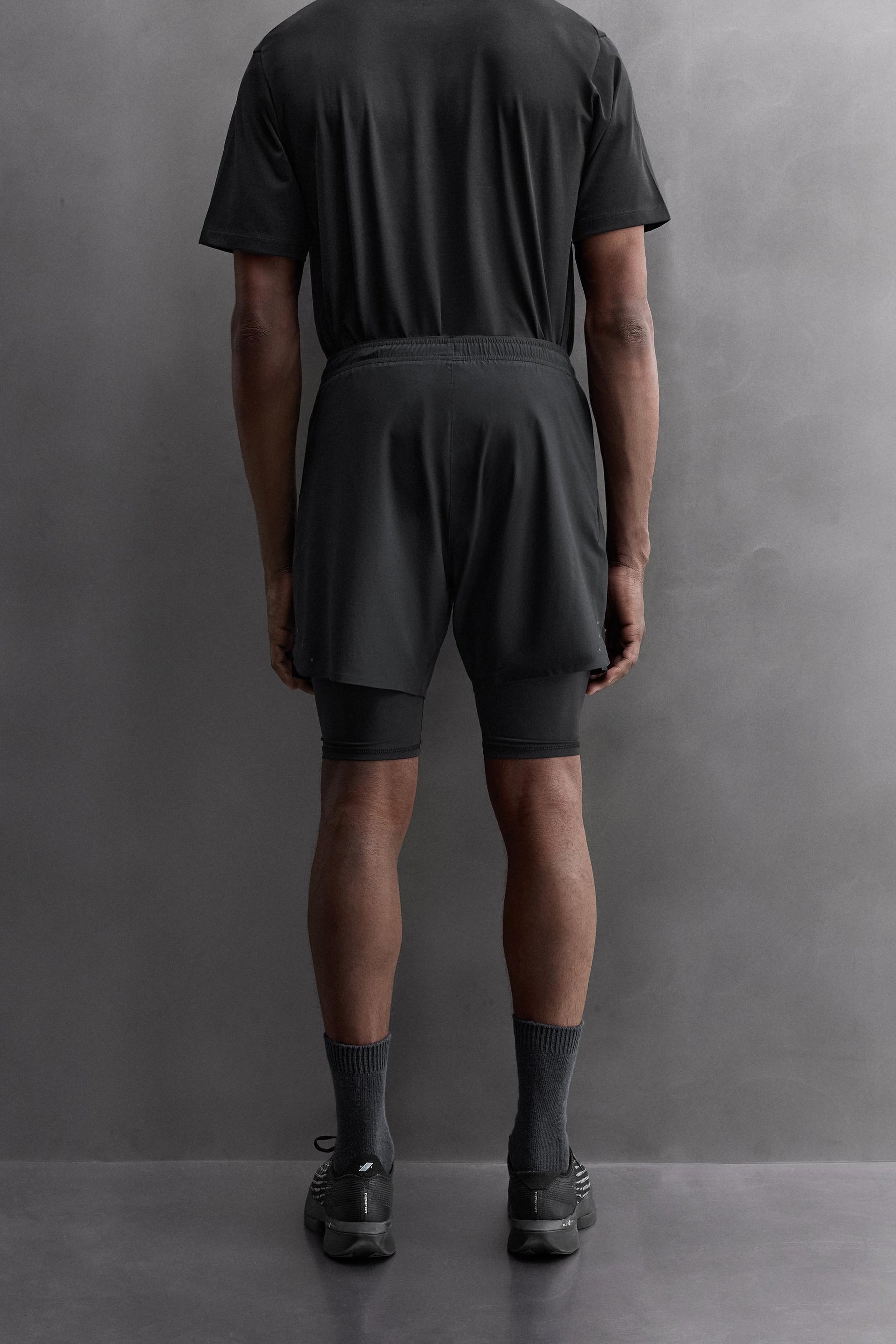 2-IN-1 TRAINING SHORTS - Image 3