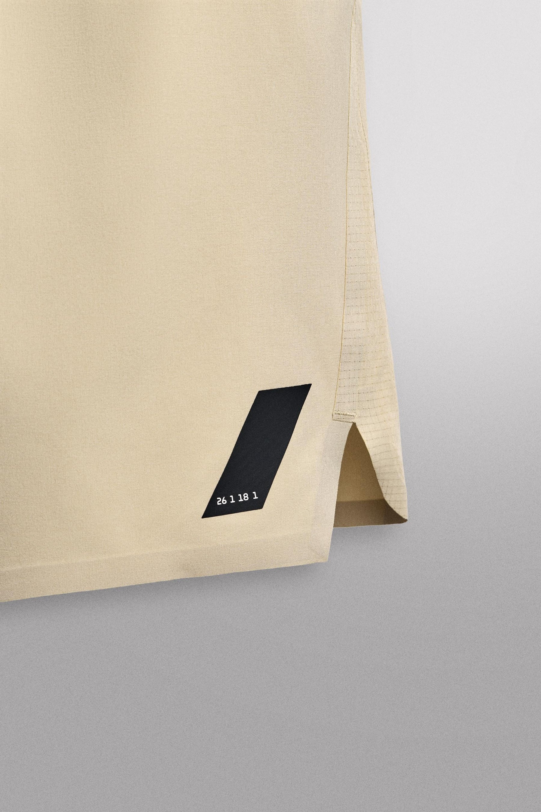 BASIC TRAINING SHORTS - Image 3