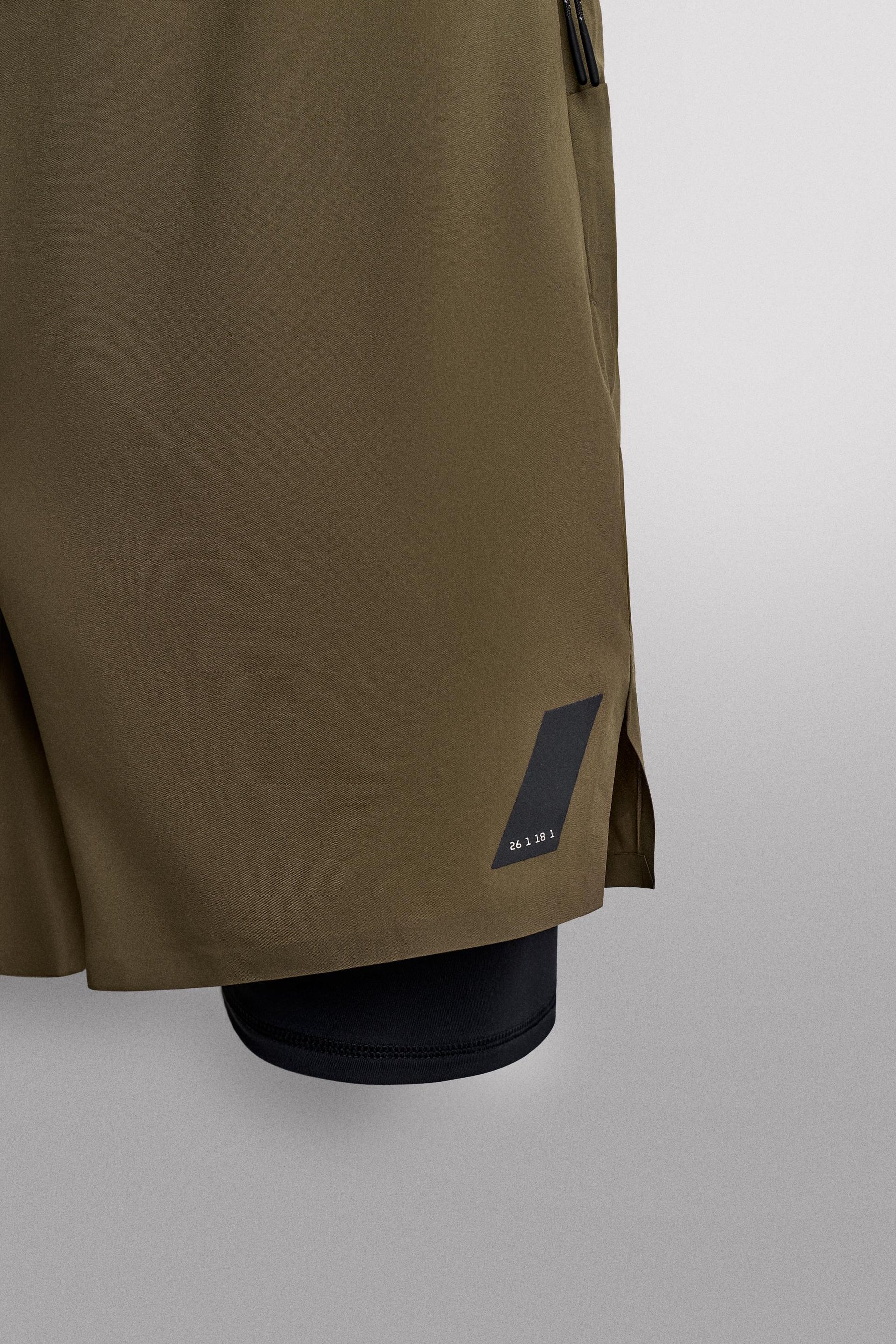 2-IN-1 TRAINING SHORTS - Image 8