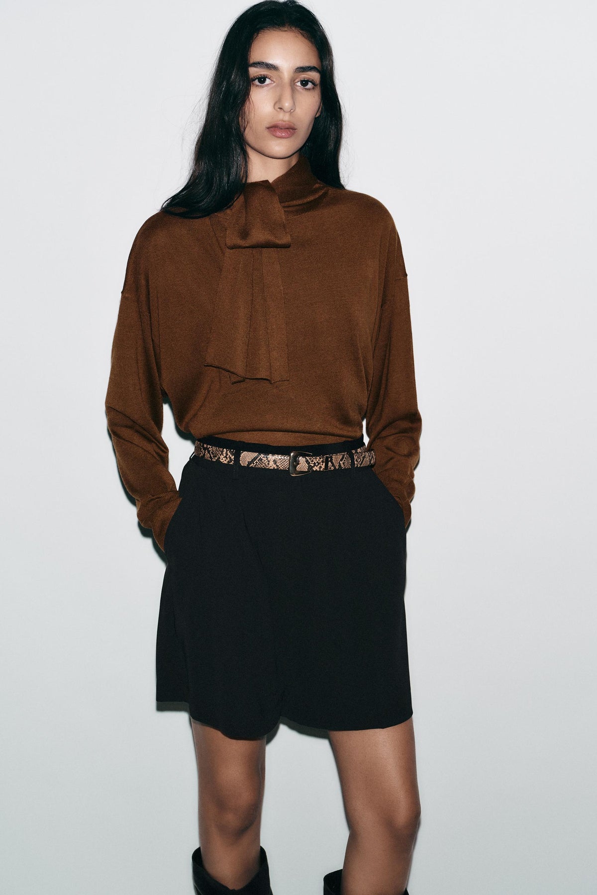 Darts Belted Bermuda Shorts