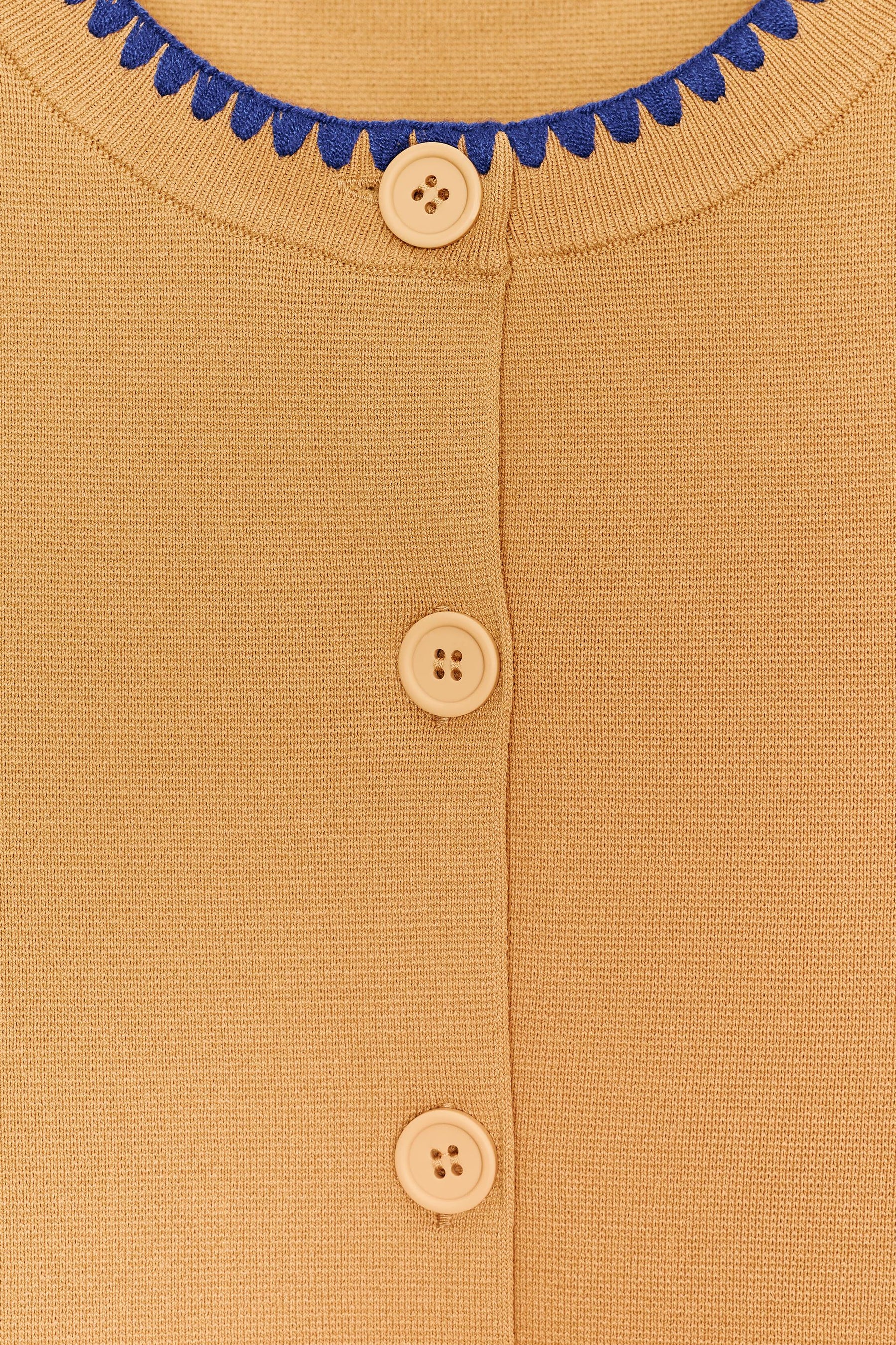 CARDIGAN WITH CONTRAST EMBROIDERY - Image 9