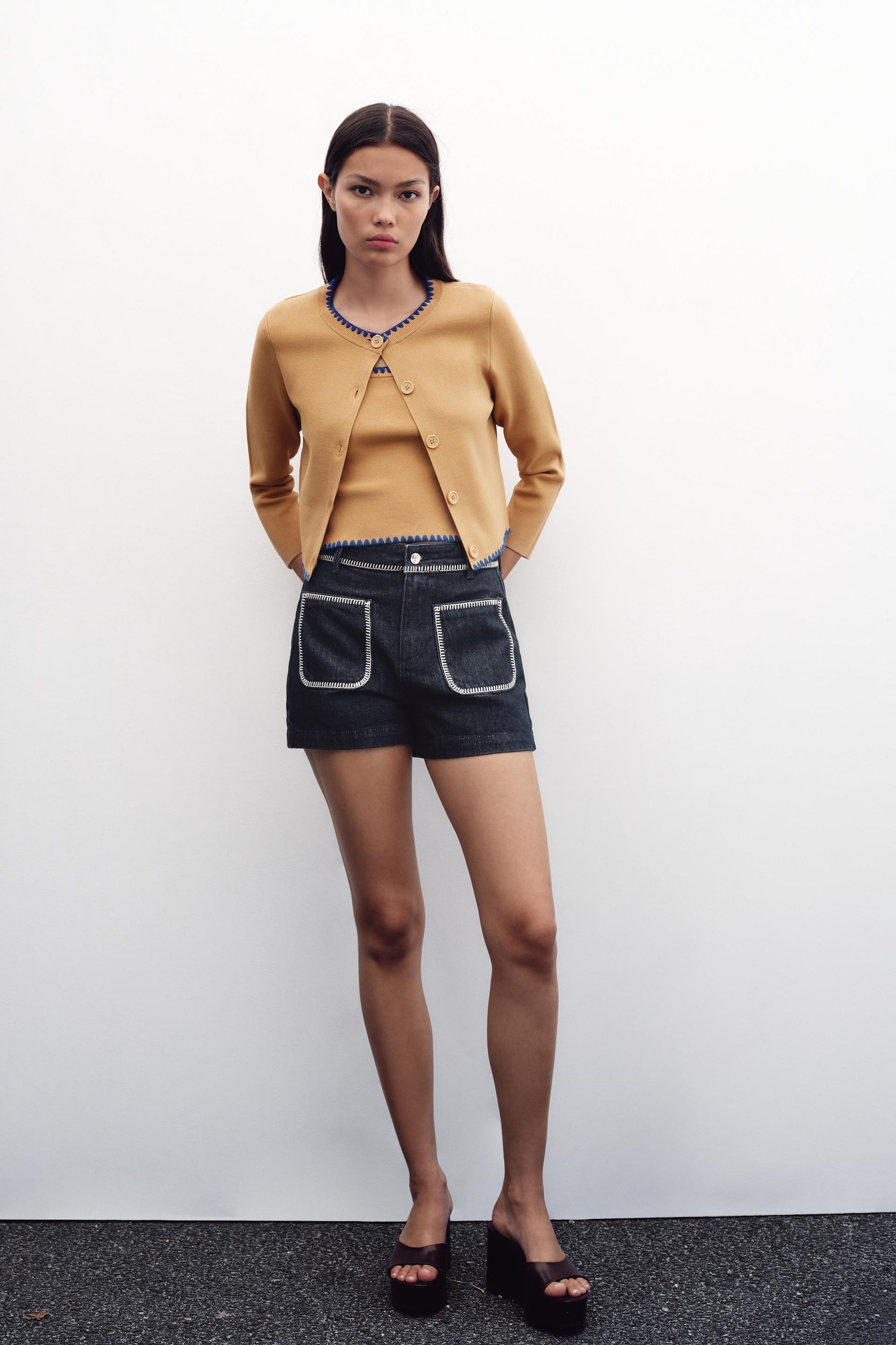 CARDIGAN WITH CONTRAST EMBROIDERY - Image 1