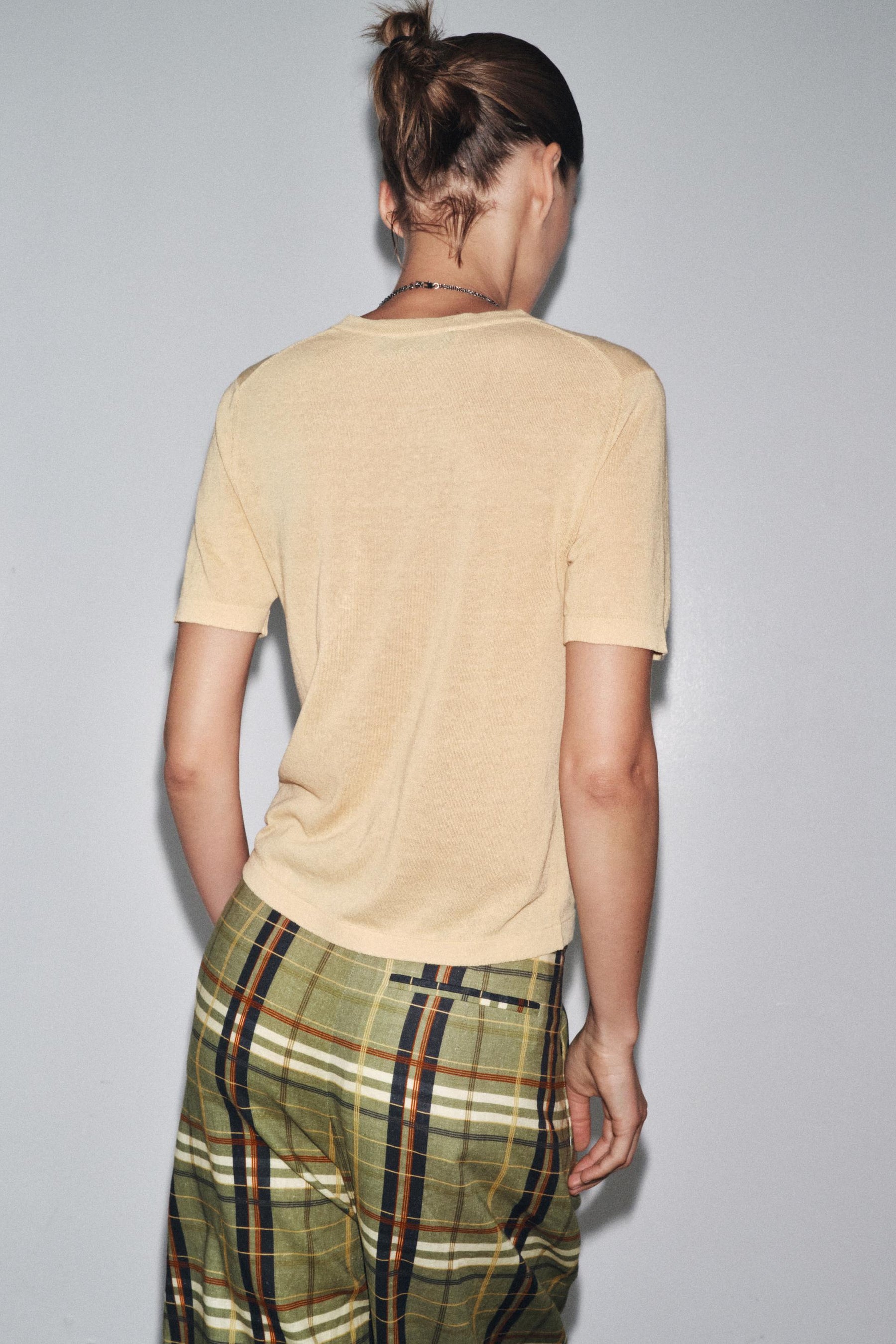 SHORT SLEEVE KNIT LINEN BLEND TOP - Image 3