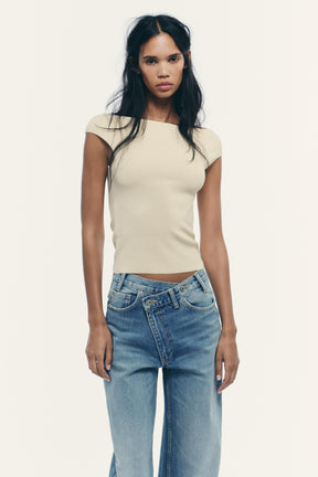 PLAIN KNIT BOAT NECK TOP - Image 2