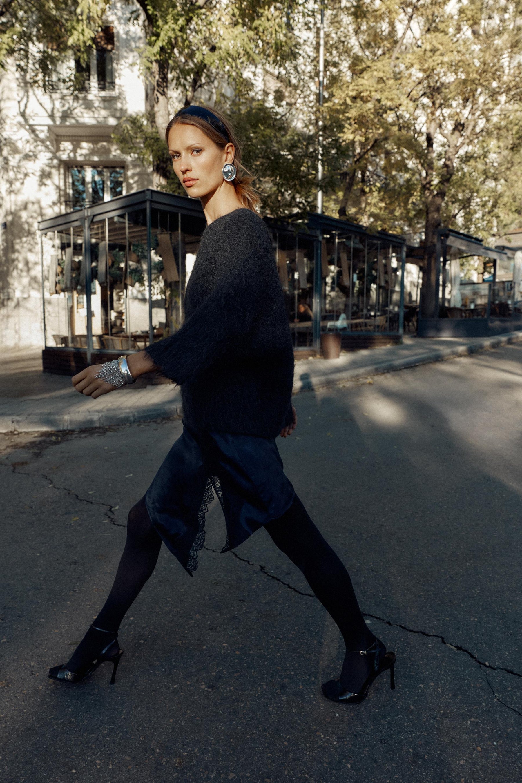 LACE-COMBINED KNIT JUMPER