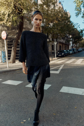 LACE-COMBINED KNIT JUMPER