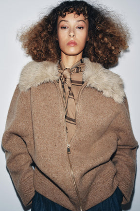 100% WOOL FAUX FUR LAPEL JACKET - Image 2