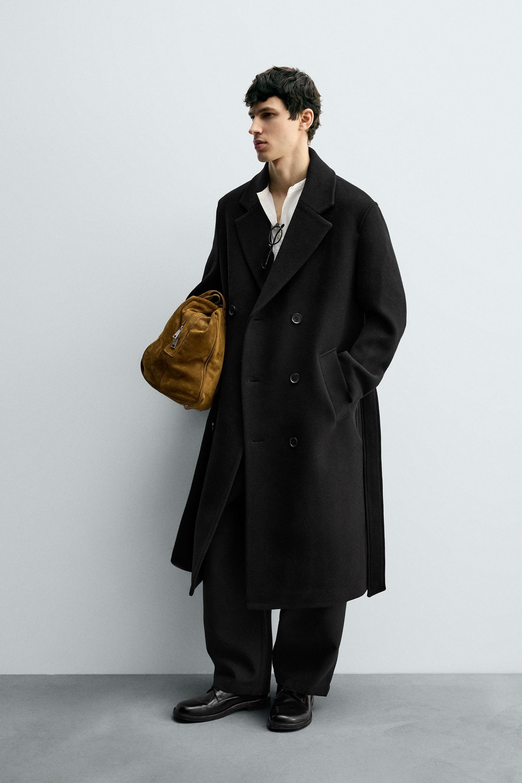 DOUBLE-BREASTED WOOL BLEND COAT WITH BELT - Image 4