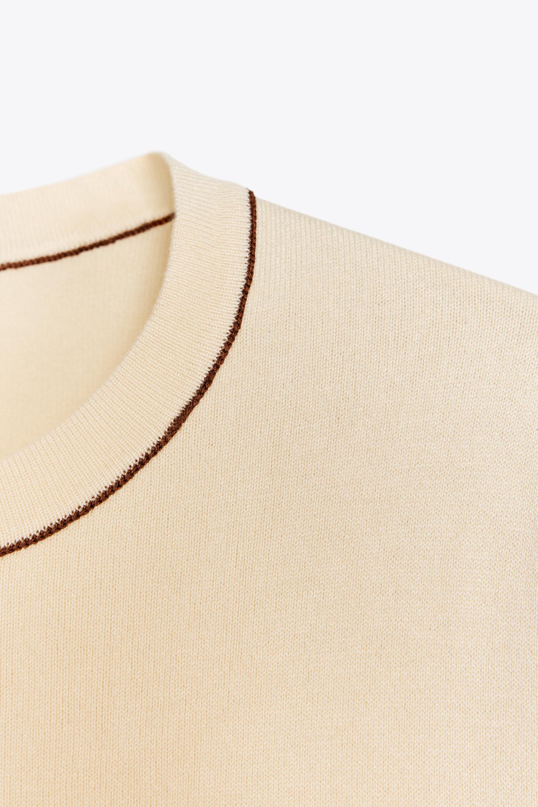 SHORT SLEEVE KNIT TOP WITH PIPING - Image 5