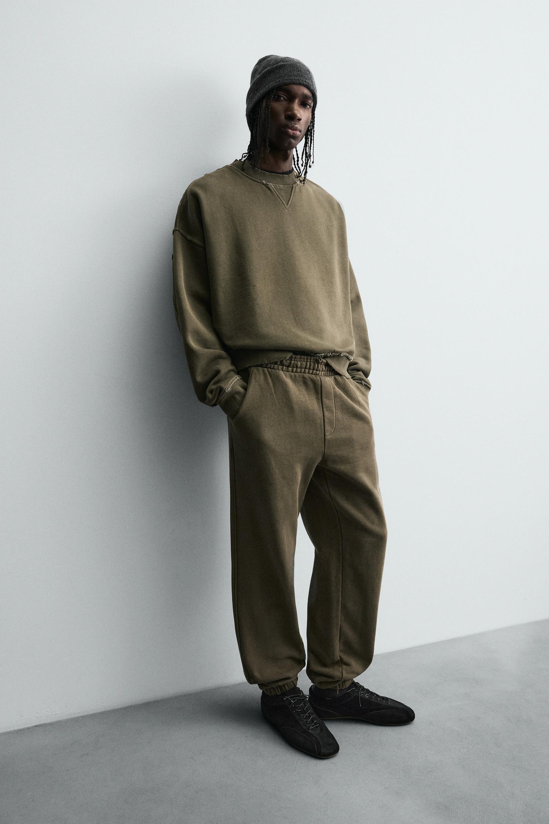 RELAXED FIT FADED EFFECT TROUSERS - Image 6