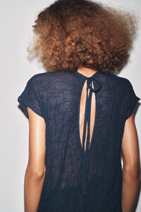 FINE KNIT CRINKLED MIDI DRESS - Image 4