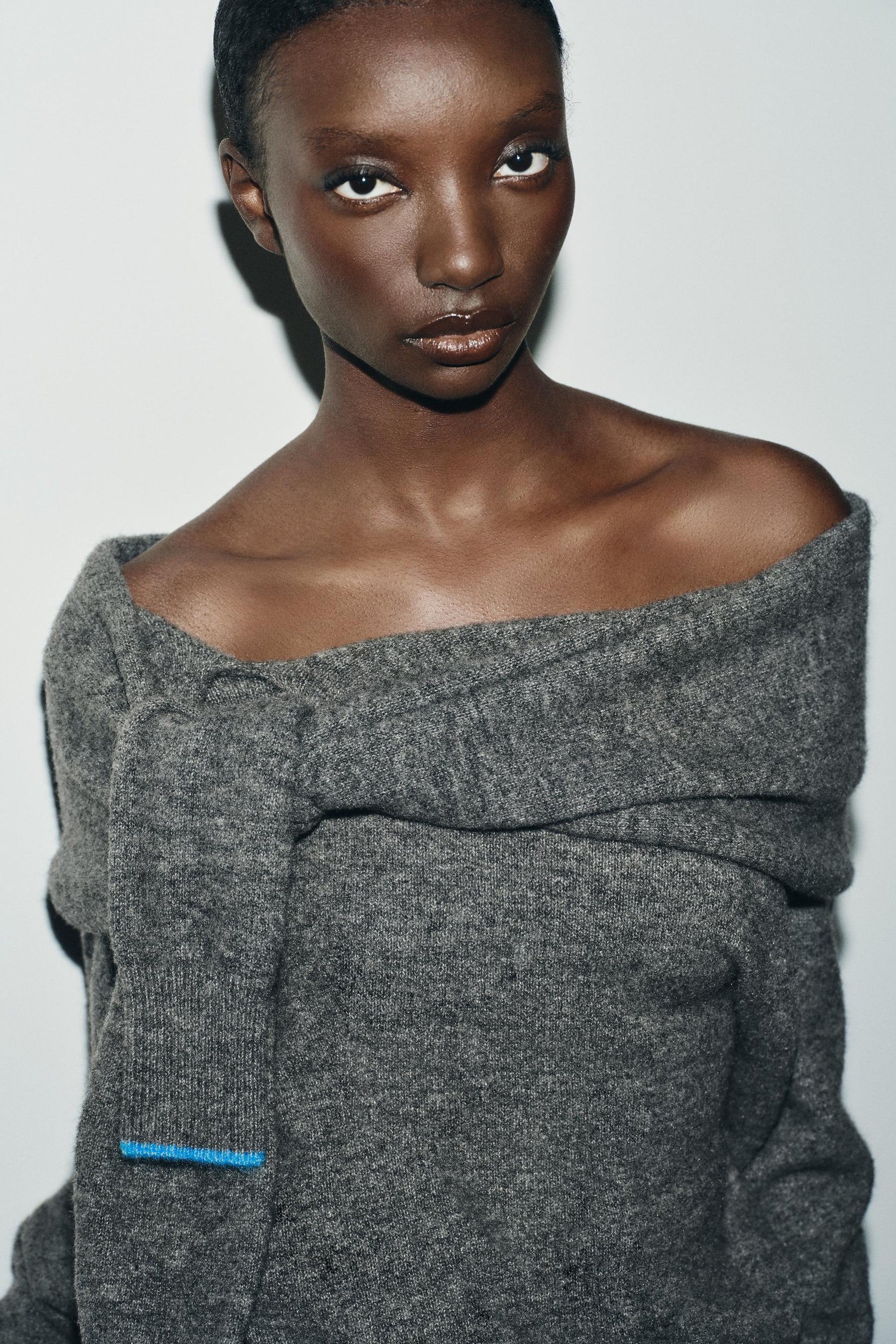 OFF-THE-SHOULDER KNIT JUMPER - Image 3