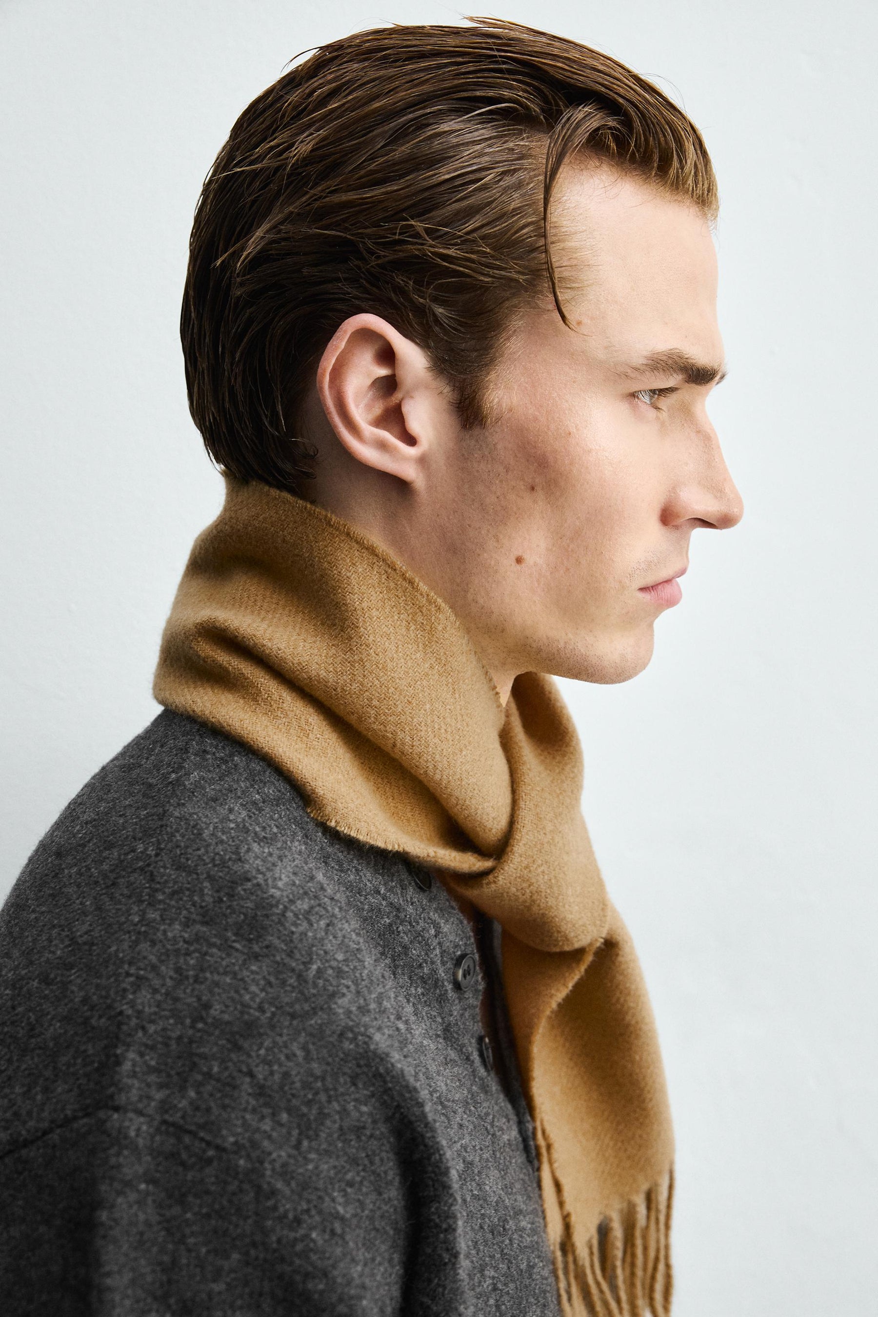 NARROW FRINGED SCARF - Image 2