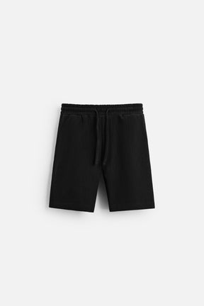 TEXTURED JOGGER BERMUDA SHORTS - Image 6