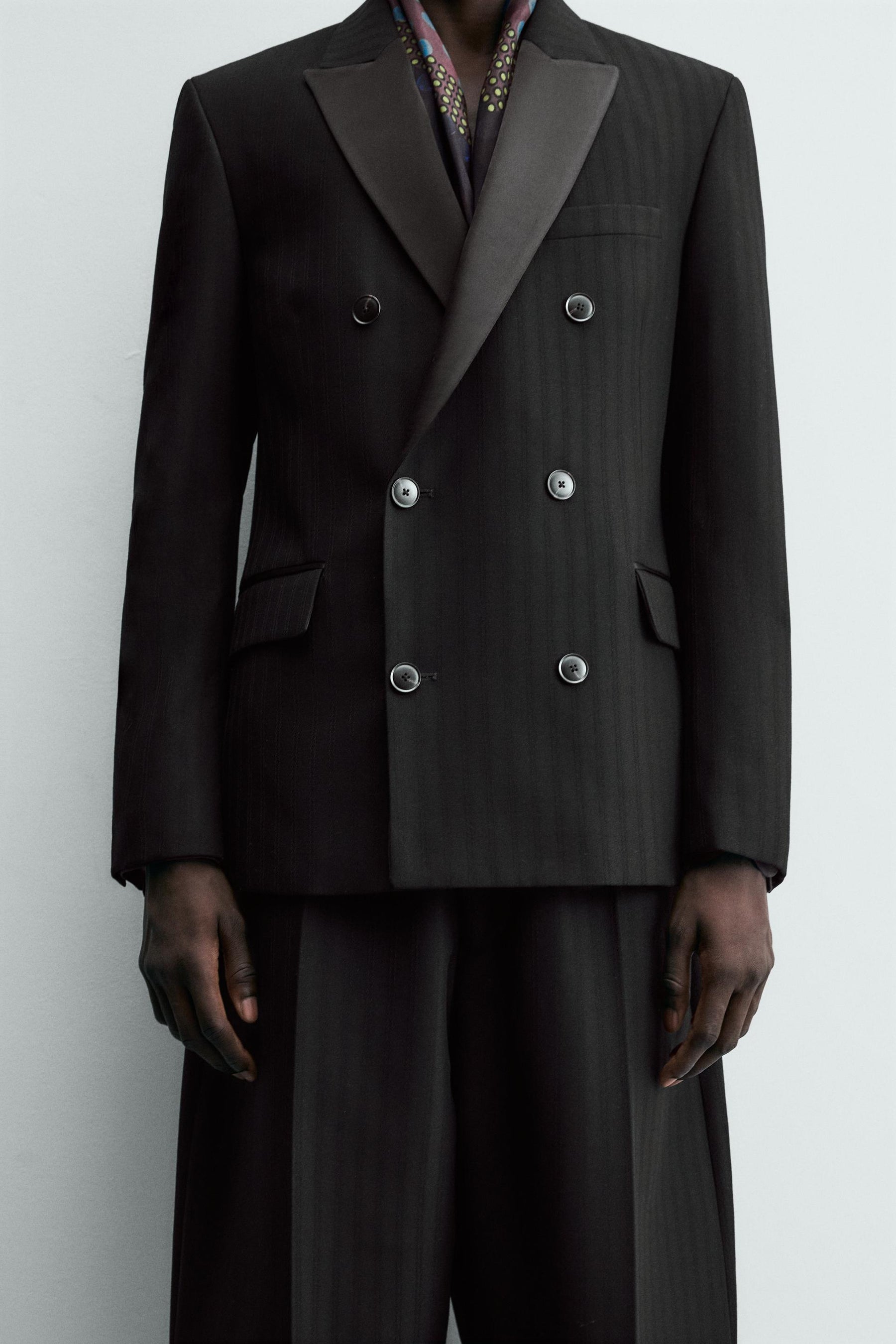 LIMITED EDITION DOUBLE-BREASTED SUIT BLAZER - Image 5