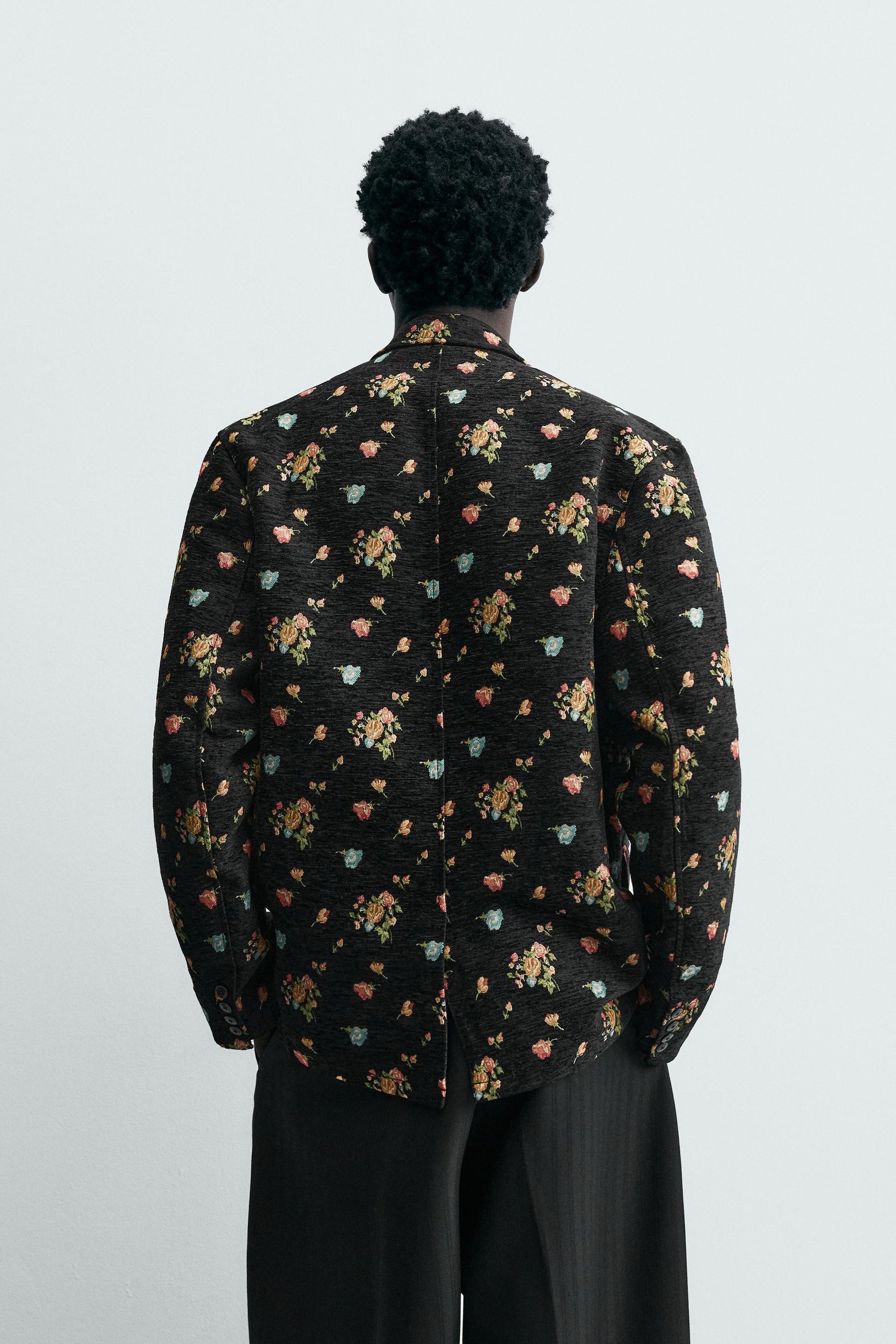 LIMITED EDITION FLORAL JACQUARD BLAZER - Image 3