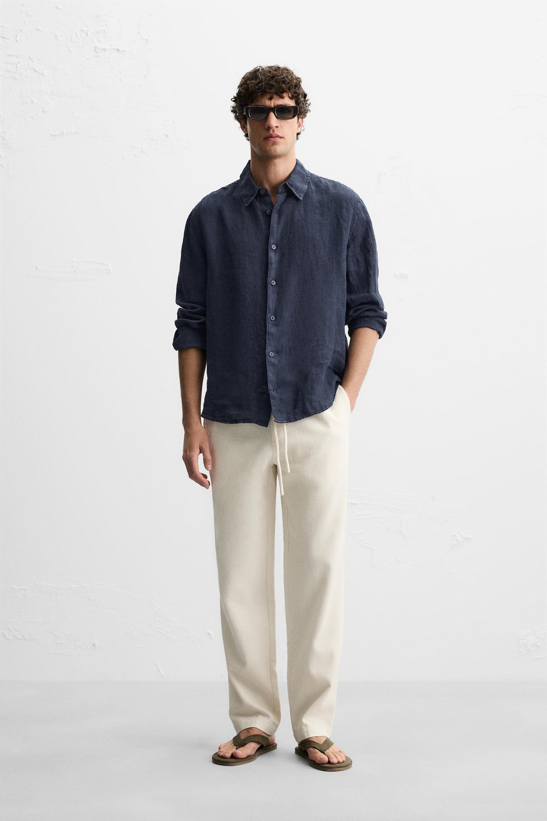 RELAXED FIT TEXTURED TROUSERS - Image 1
