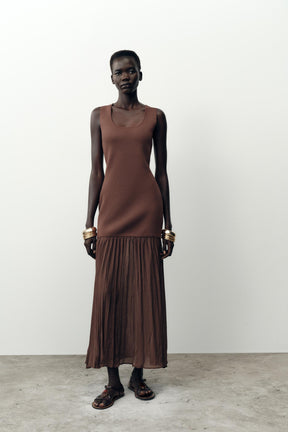 CONTRAST KNIT DRESS - Image 1