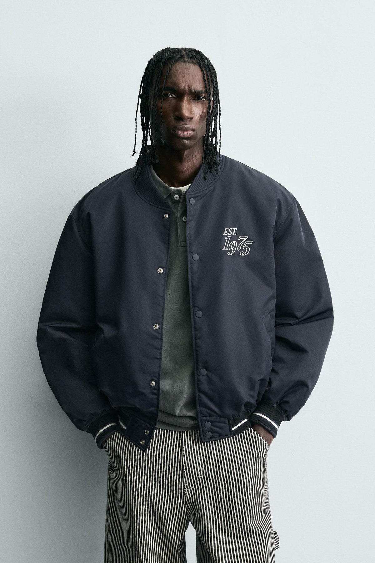 CONTRAST EMBROIDERY BOMBER JACKET - Image 2