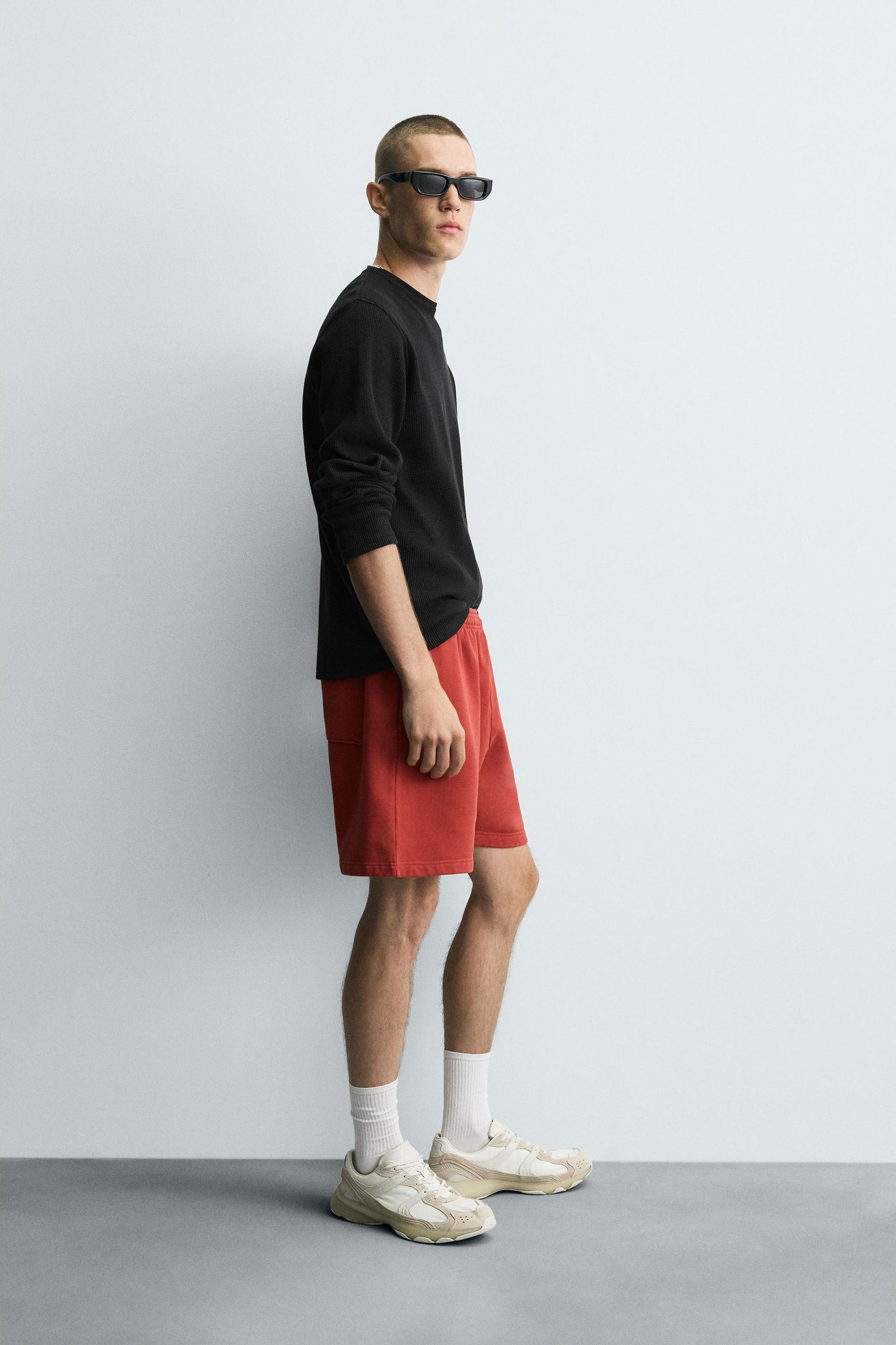 WASHED JOGGER BERMUDA SHORTS - Image 4