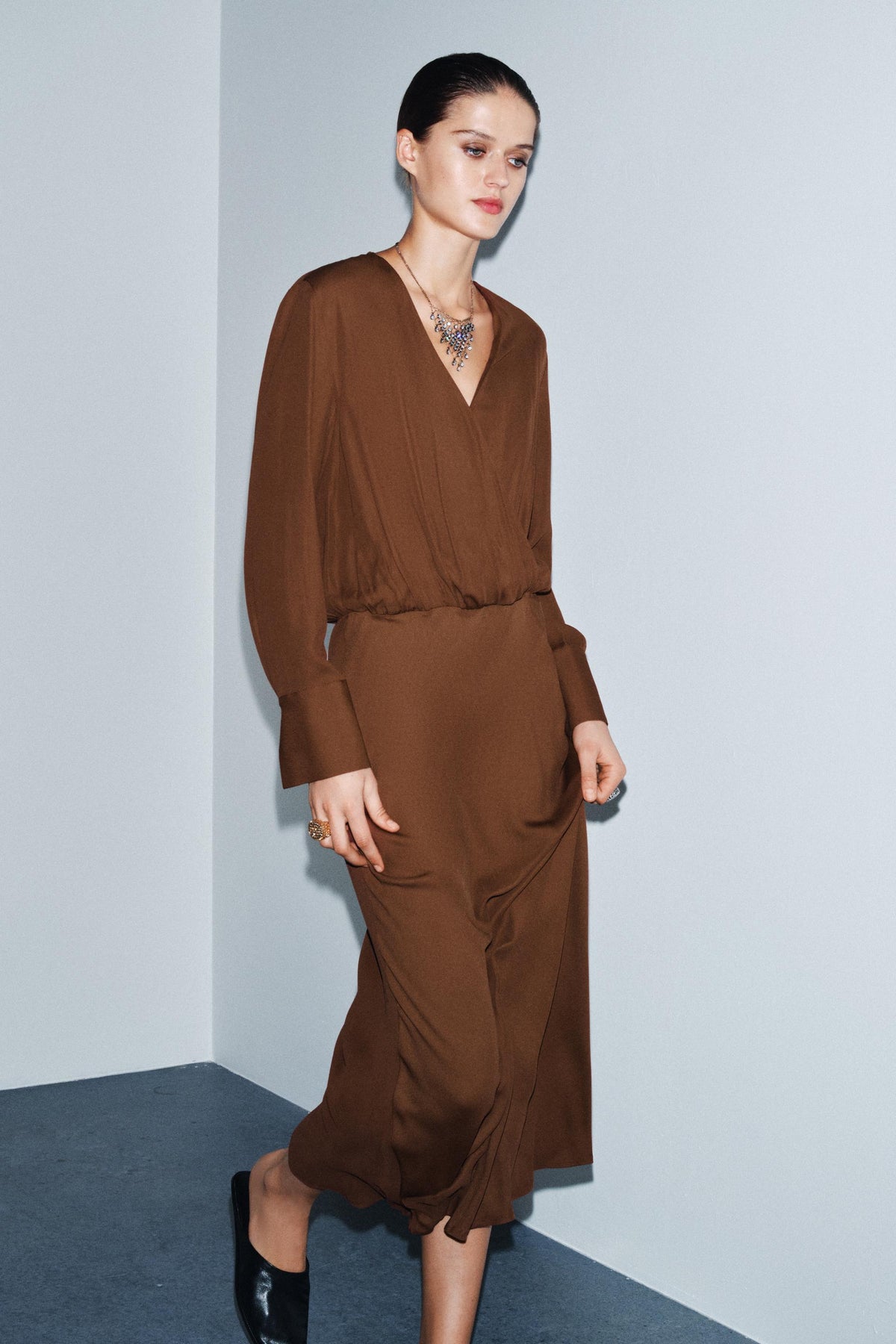 ZW COLLECTION LIMITED EDITION FLOWING WRAP DRESS - Image 2