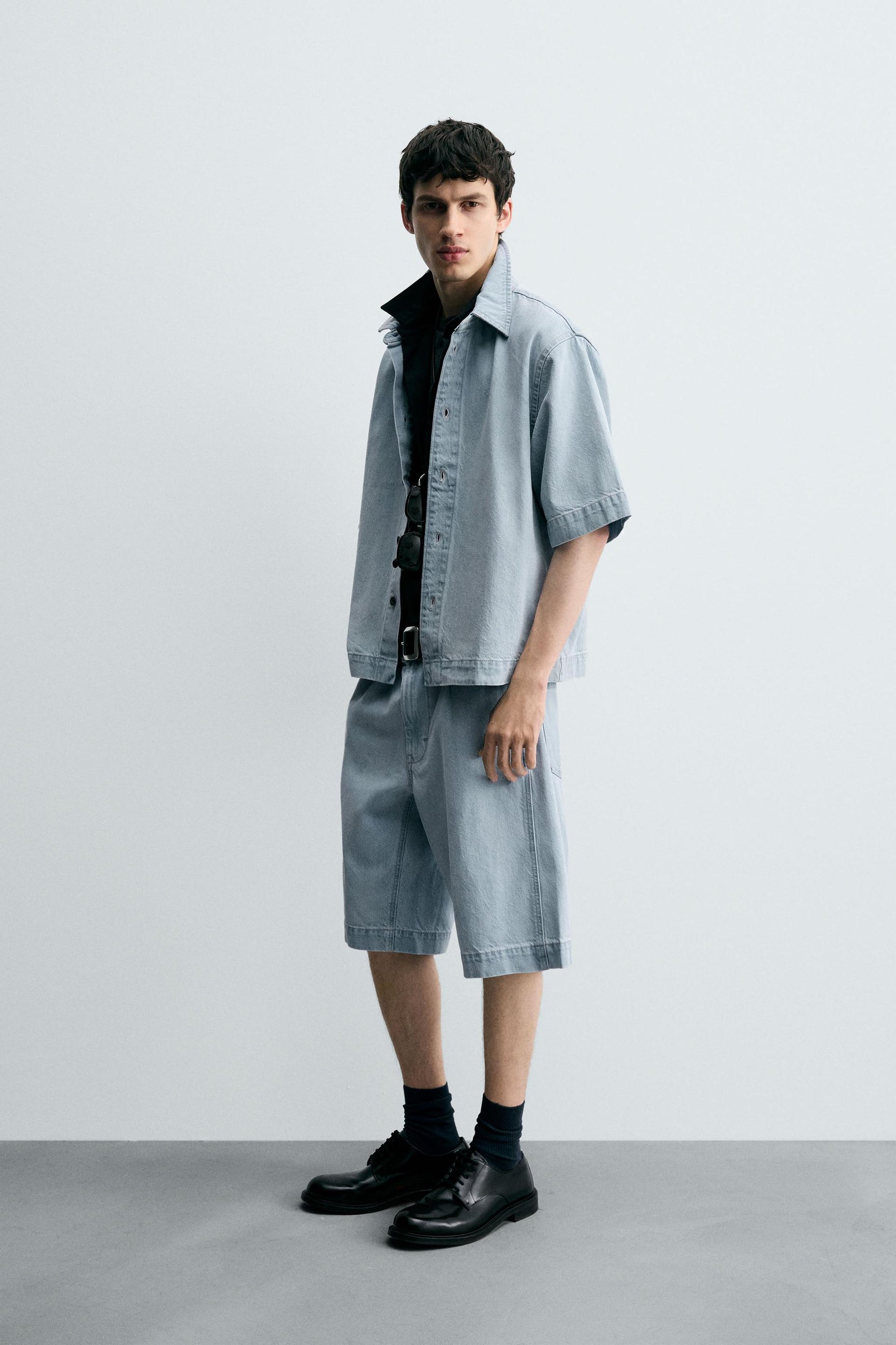 SHORT SLEEVE DENIM SHIRT - Image 4