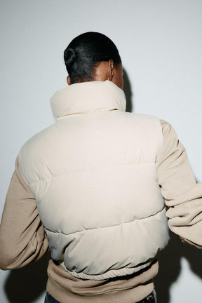 RUBBERISED QUILTED GILET - Image 4