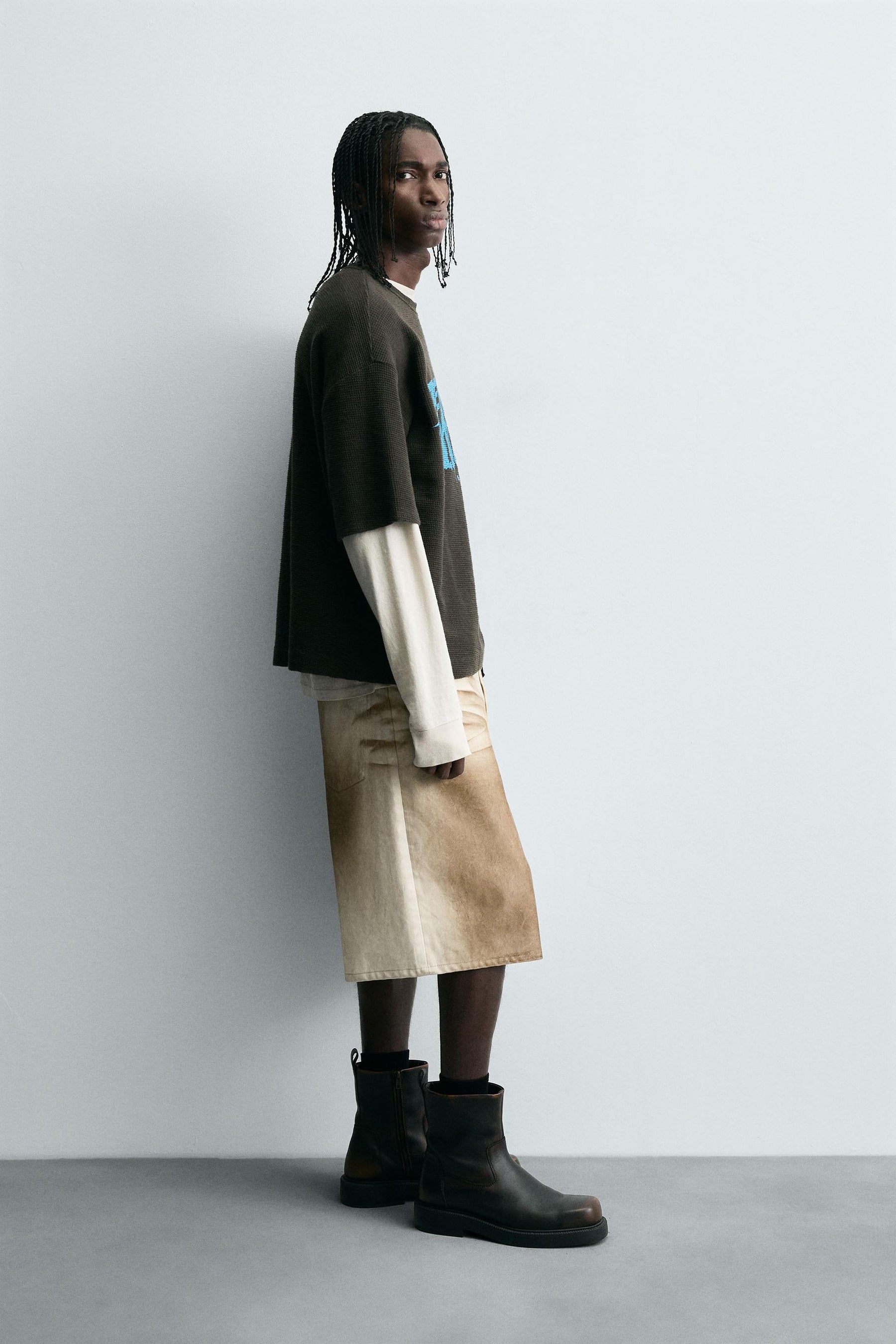 CONTRAST PRINT KNIT T-SHIRT - Image 4