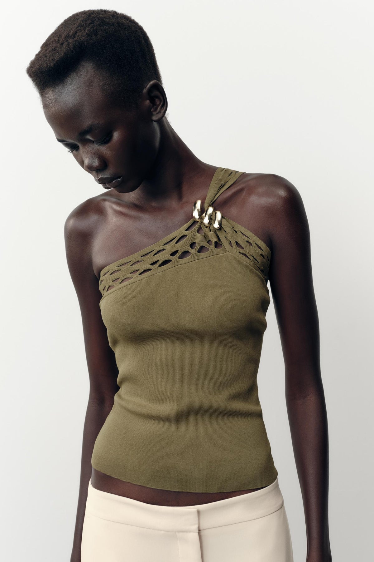 ASYMMETRIC KNIT TOP - Image 2