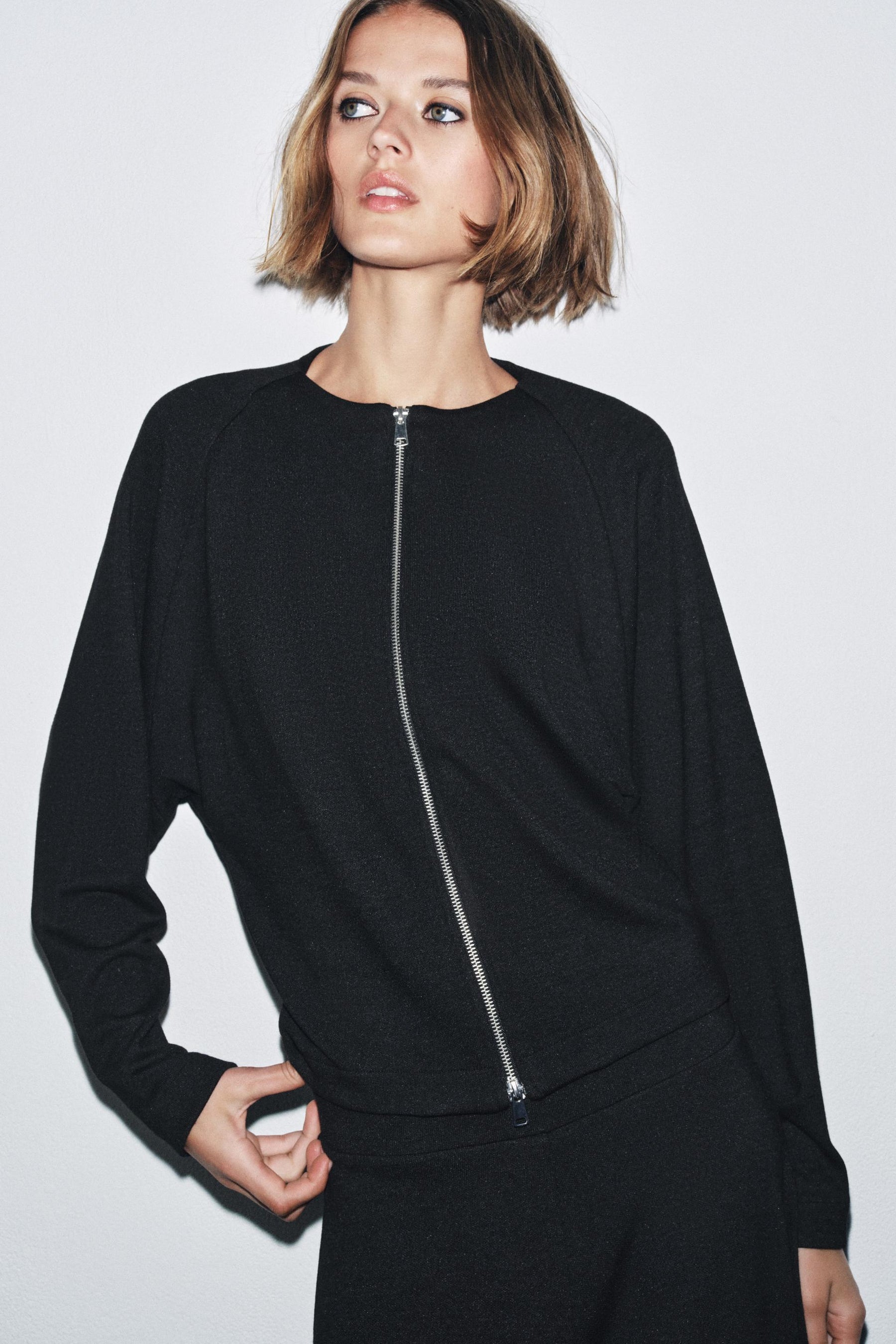 ZIP-UP JACKET - Image 2