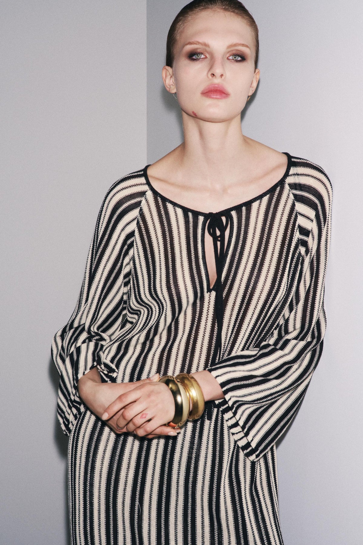 STRIPED KNIT DRESS WITH LINEN - Image 2