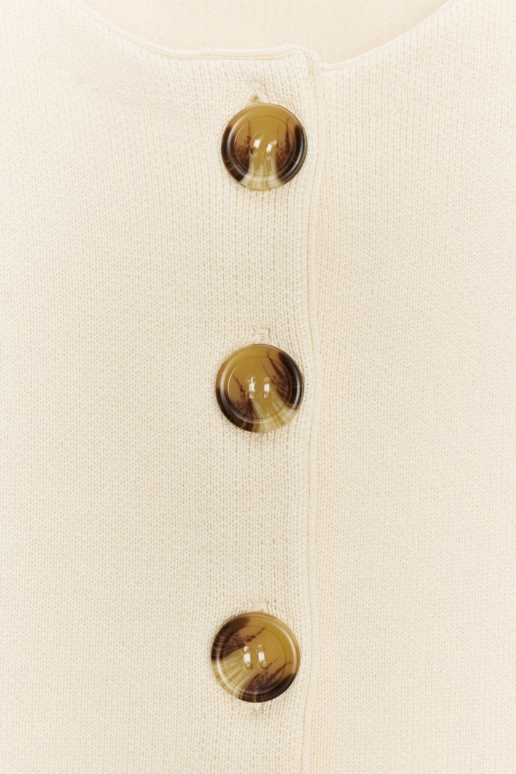 Fitted Cardigan with Buttons