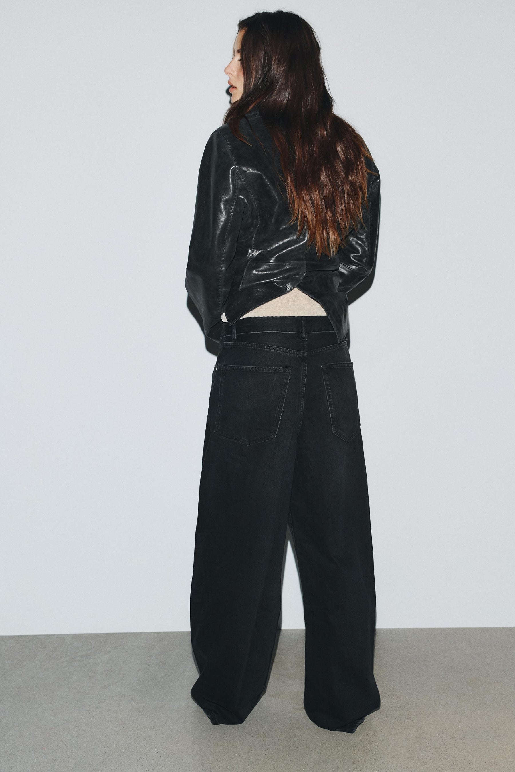 Mid-waist folded jeans