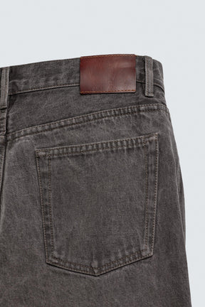 WASHED STRAIGHT FIT JEANS - Image 10
