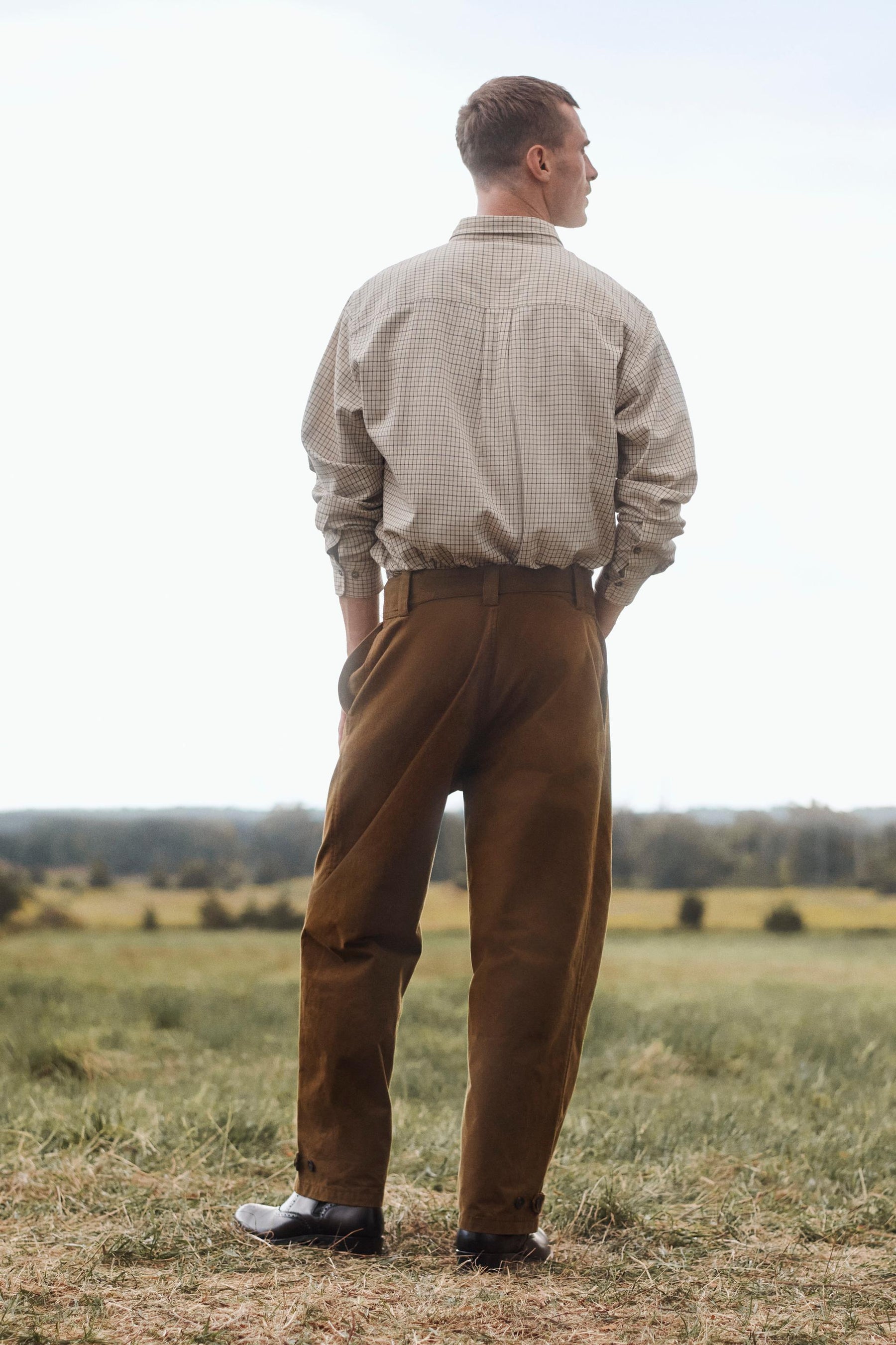 LIMITED EDITION TEXTURED TROUSERS WITH BELT - Image 3