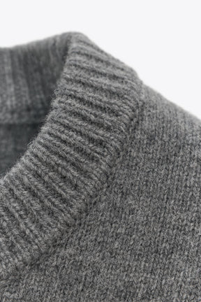 WOOL BLEND WAISTCOAT WITH SHOULDER PLEATS - Image 4