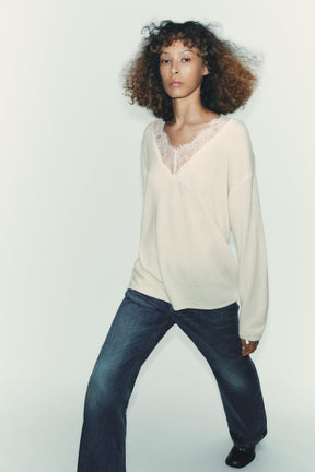 LACE KNIT JUMPER