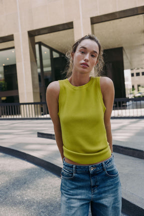 BASIC KNIT TOP - Image 3