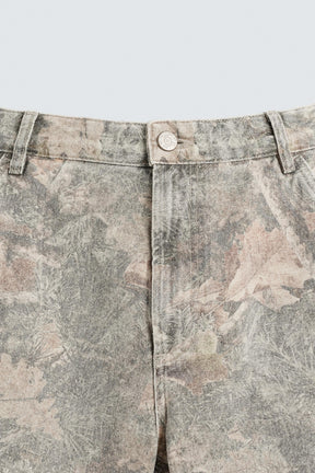 ABSTRACT PRINT RELAXED FIT BERMUDA SHORTS - Image 8