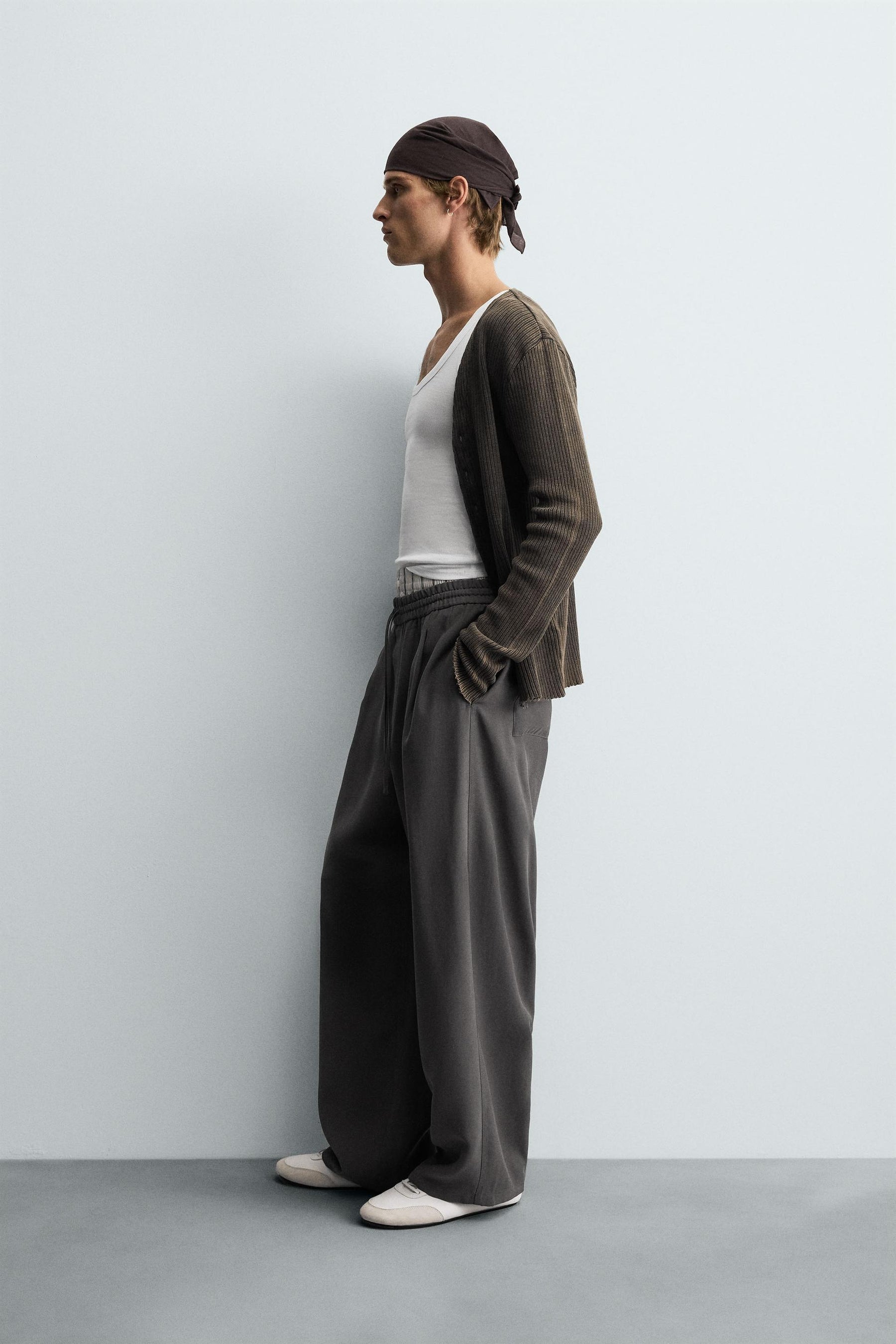 FLOWING TROUSERS WITH STITCHING - Image 4