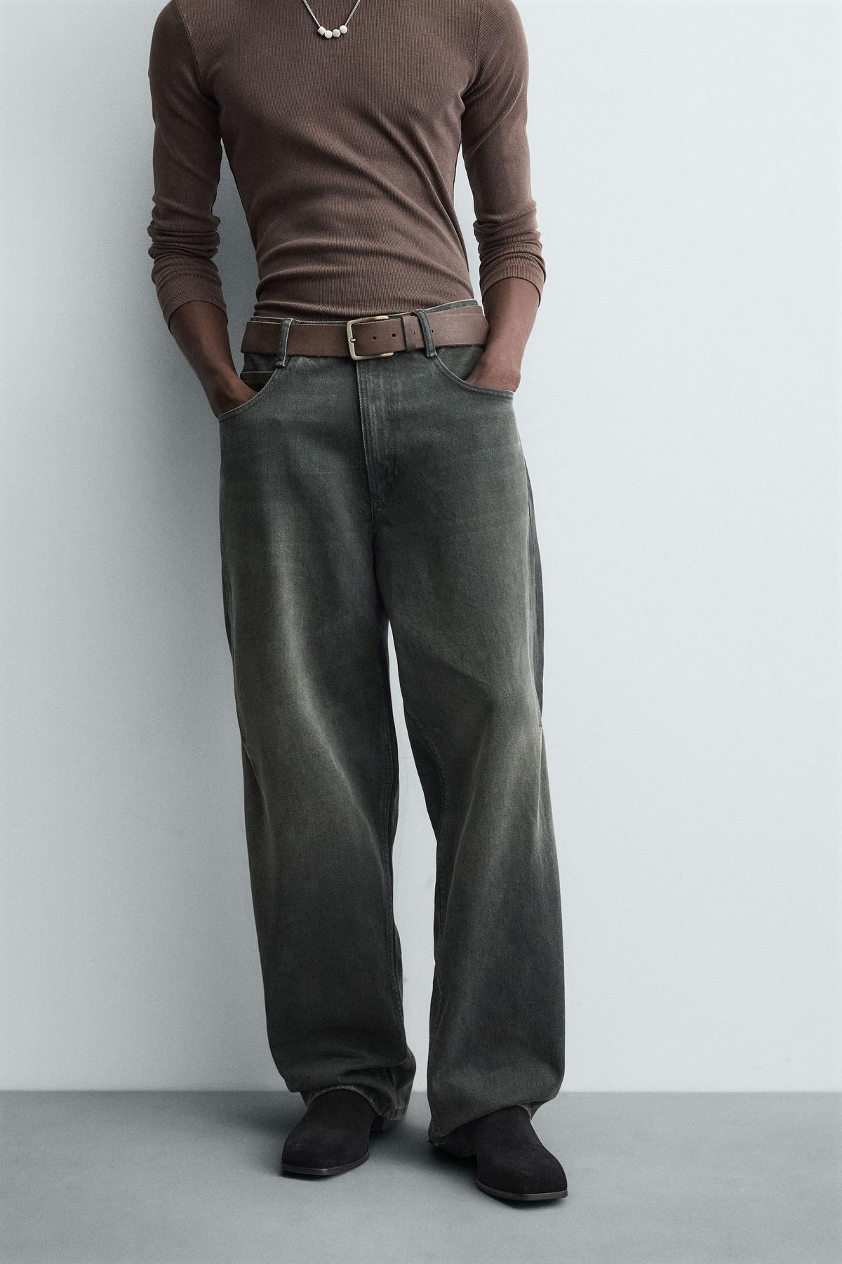 BAGGY FIT JEANS WITH TWISTED SEAM - Image 2