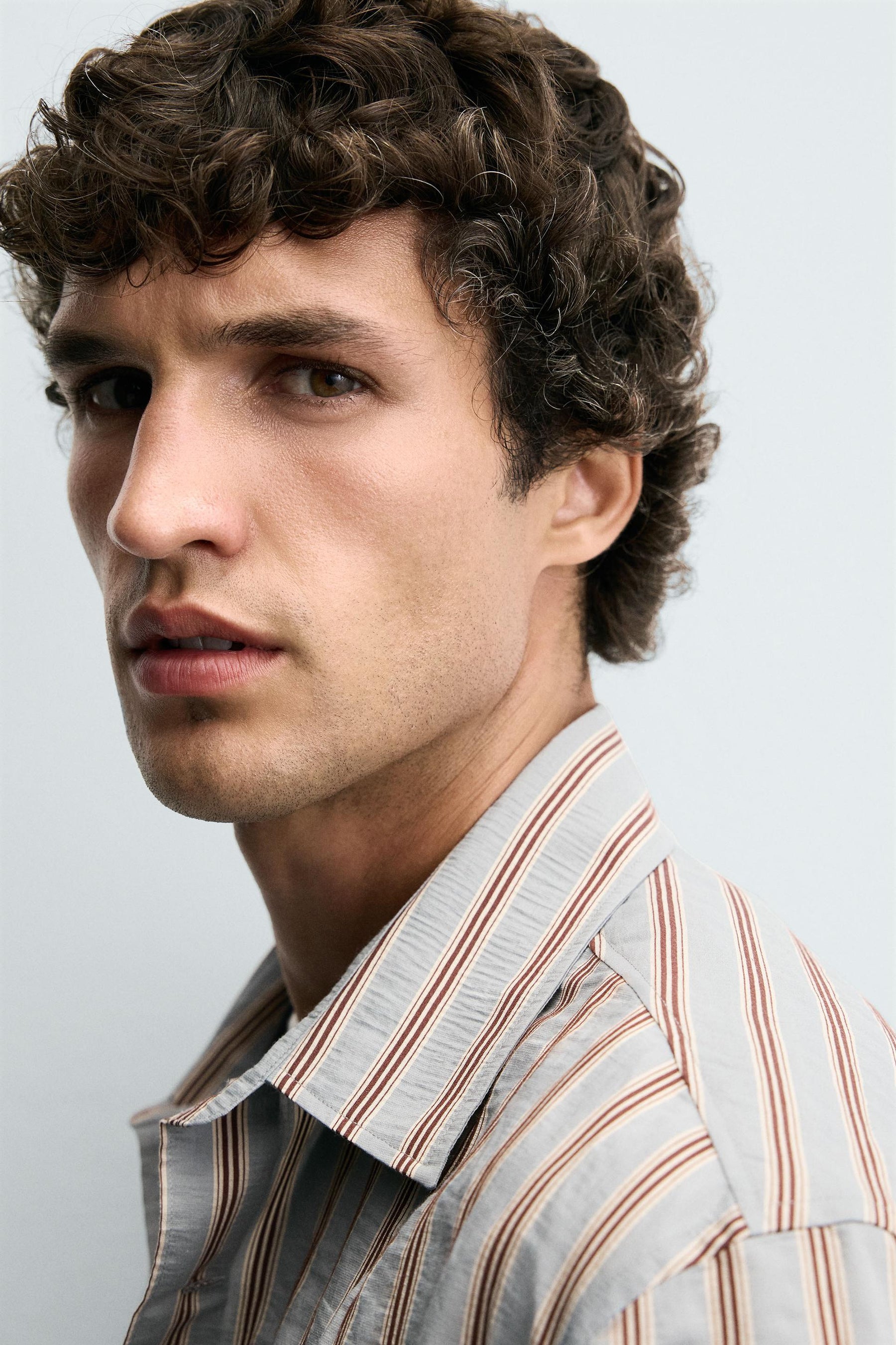 STRIPED FLOWING SHIRT - Image 5