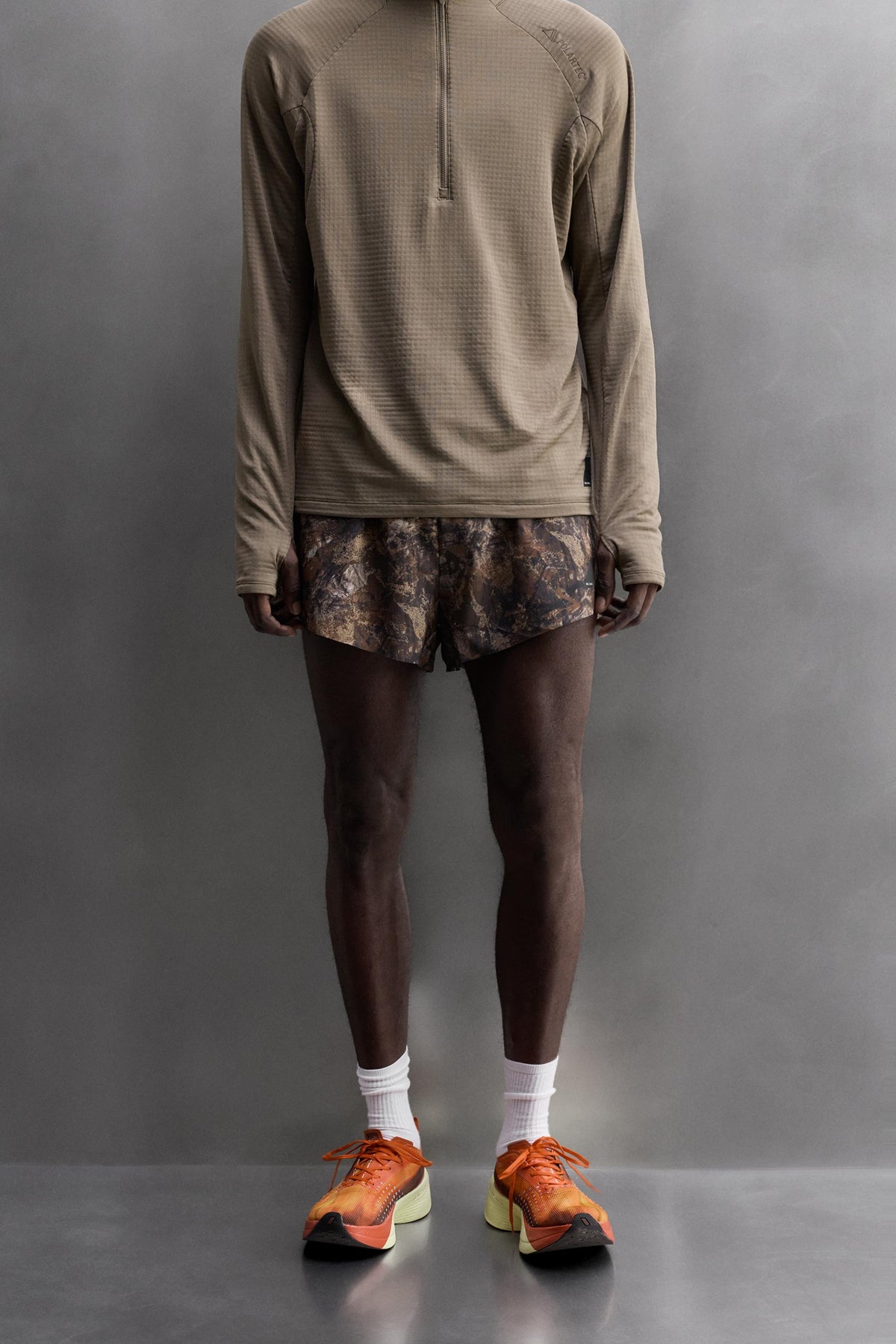RUNNING SHORTS WITH TREE PRINT - Image 2